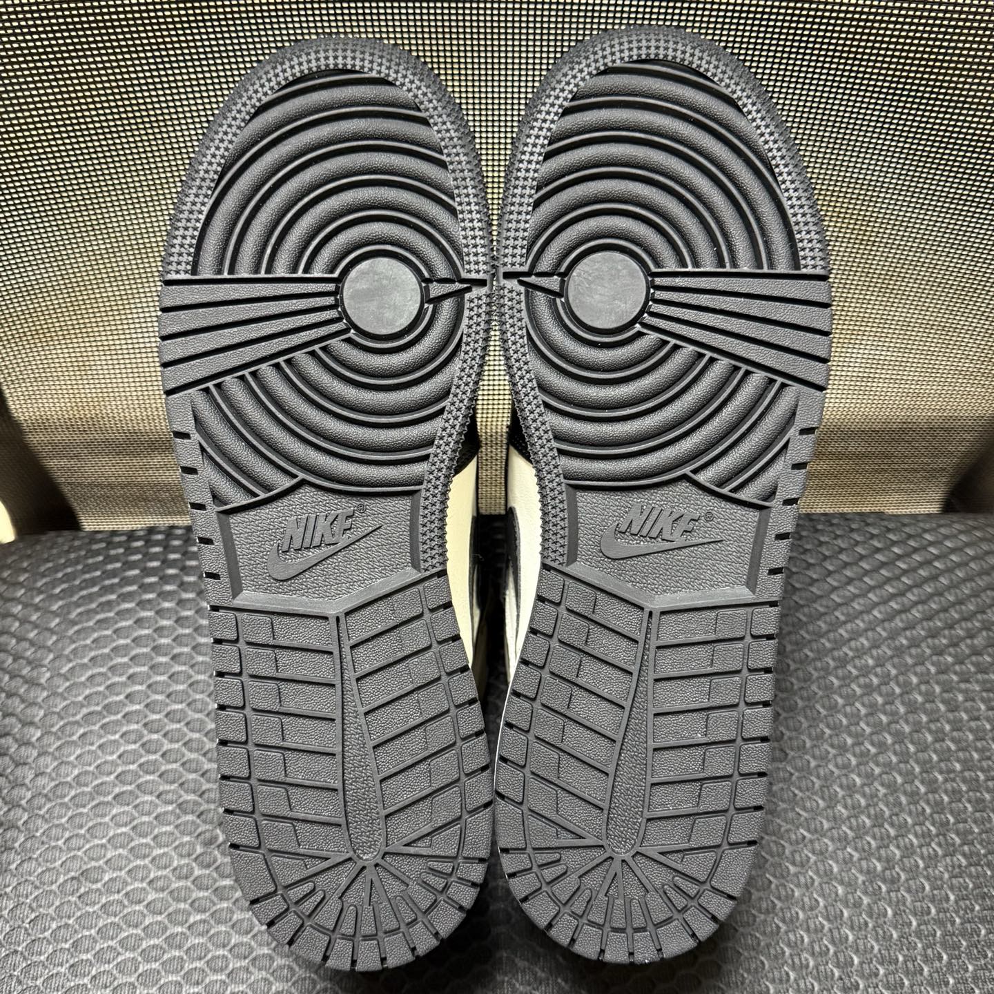 特价 aj1摩卡女鞋 清远原厂CC订单产物！原汁原味正品味道！尺码36 36.5 37.5 38 38.