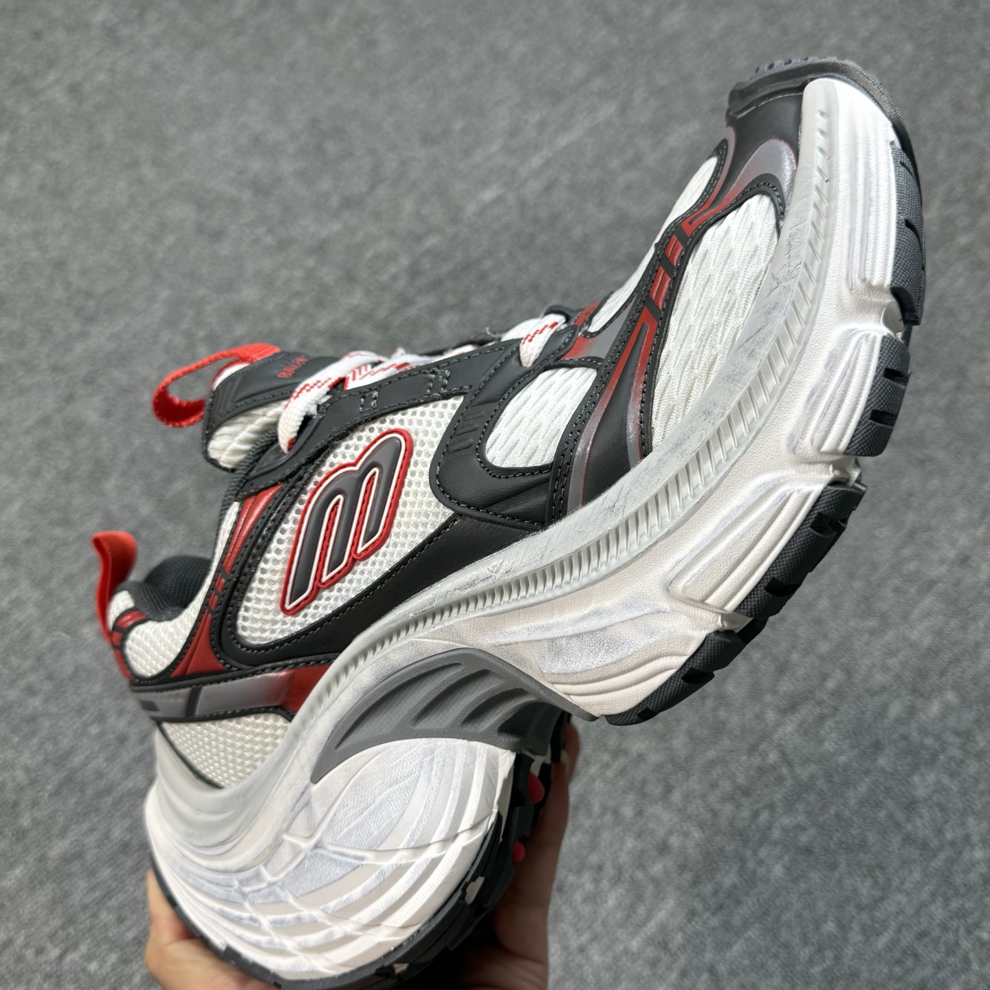 ♨️♨️♨️重磅特价 双十一重磅特价！市场知名版本 巴黎世家10XL 没有华丽文案说词，只有实打实的价格