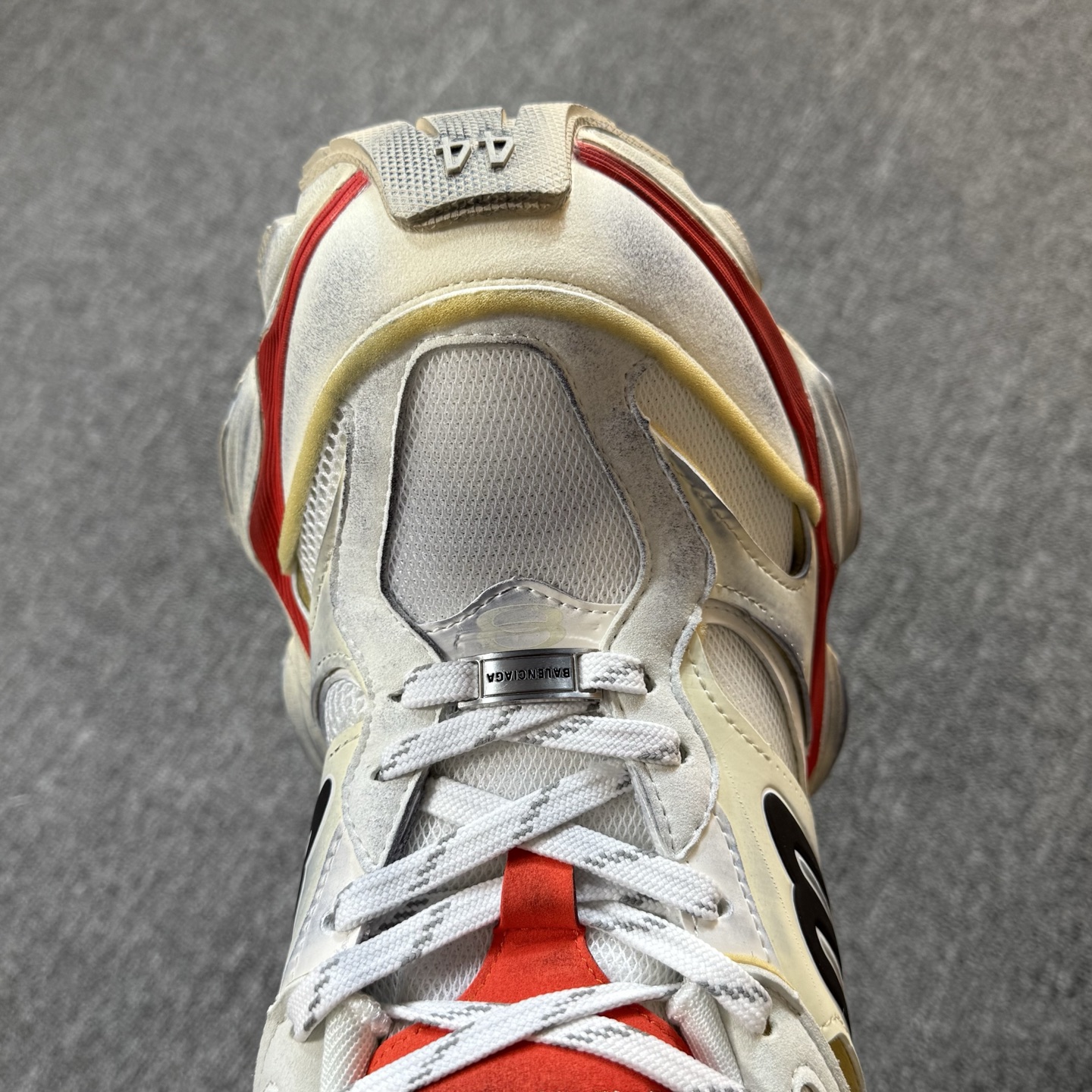 ♨️特价双十一重磅特价！市场知名版本 巴黎世家11代 没有华丽文案说词，只有实打实的价格回馈！尺码36-