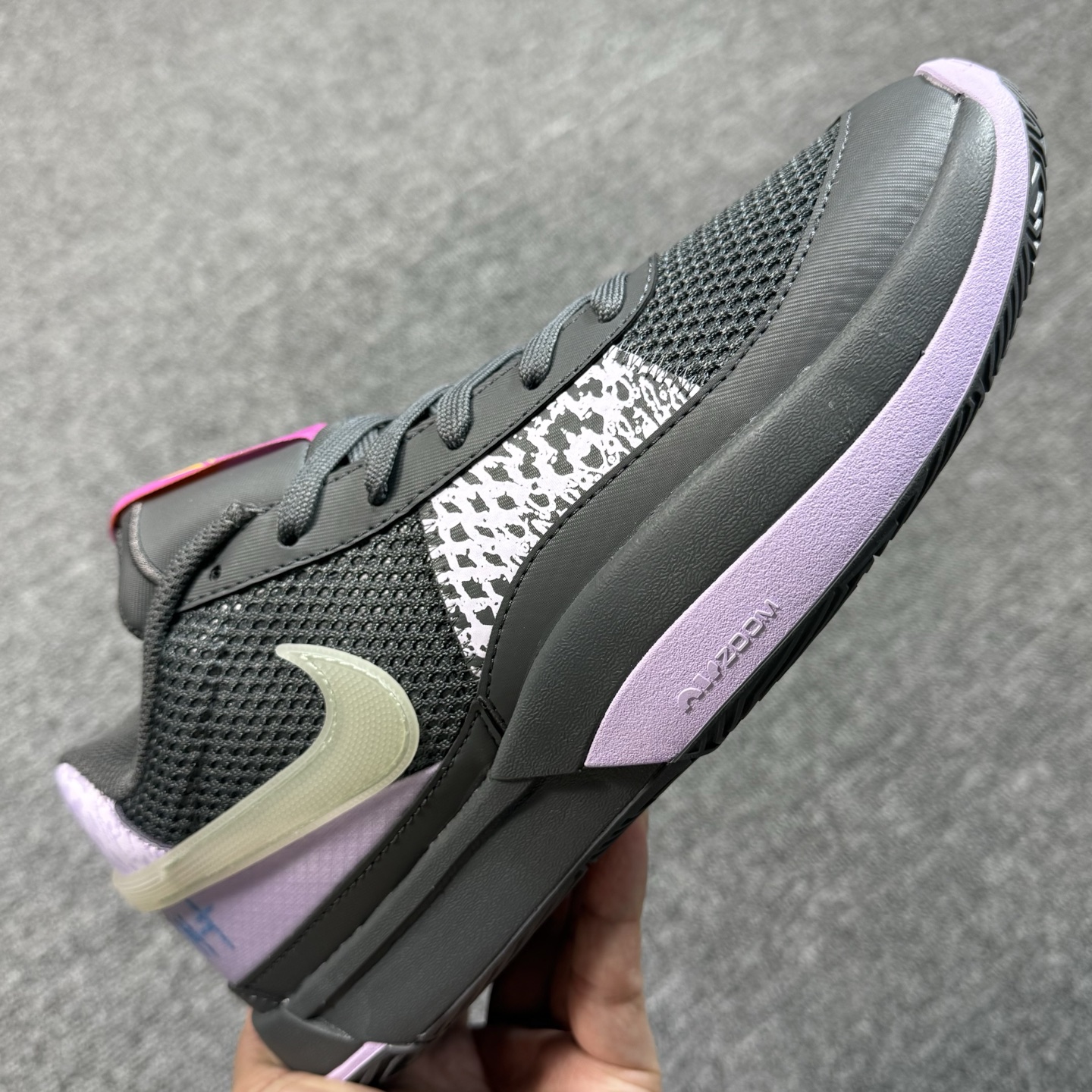 ♨️ 双十一重磅特价 市场知名版本 莫兰特 篮球鞋 深灰紫！尺码39-47齐，♨️偏小0.5-1个尺码！