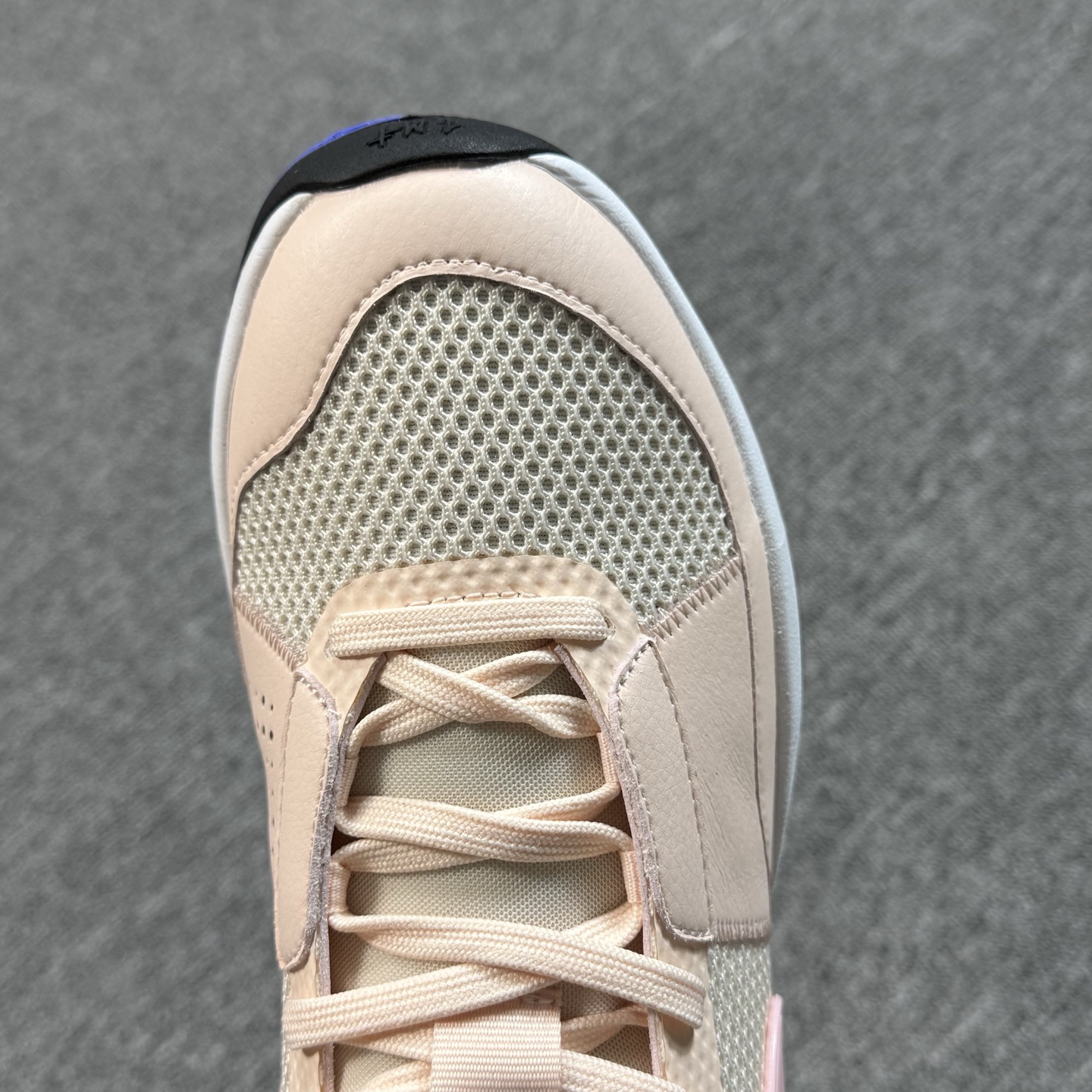 ♨️ 双十一重磅特价 市场知名版本 莫兰特 篮球鞋 米粉紫！尺码40-47齐，♨️偏小0.5-1个尺码！