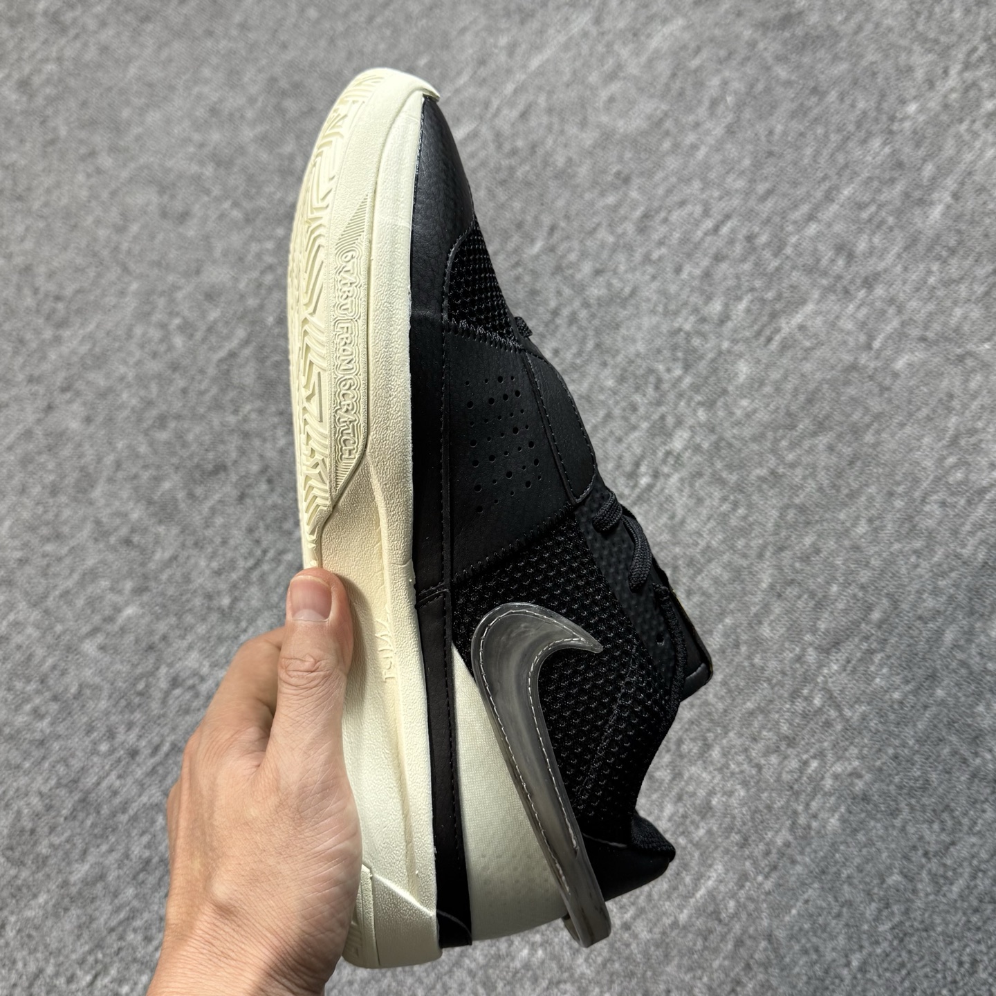 ♨️ 双十一重磅特价 市场知名版本 莫兰特 篮球鞋 黑白！尺码39-47齐，♨️偏小0.5-1个尺码！货