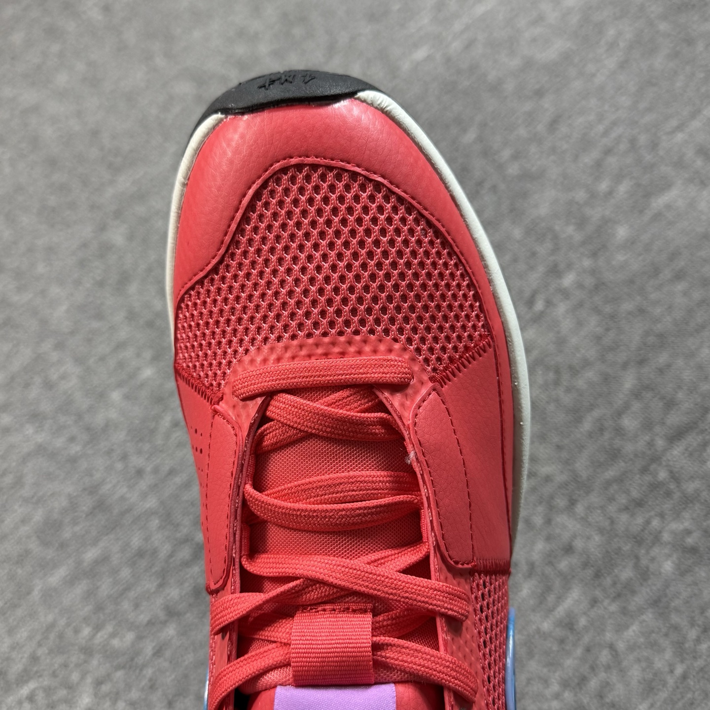 ♨️ 双十一重磅特价 市场知名版本 莫兰特 篮球鞋 红黑！尺码40-47齐，♨️偏小0.5-1个尺码！货