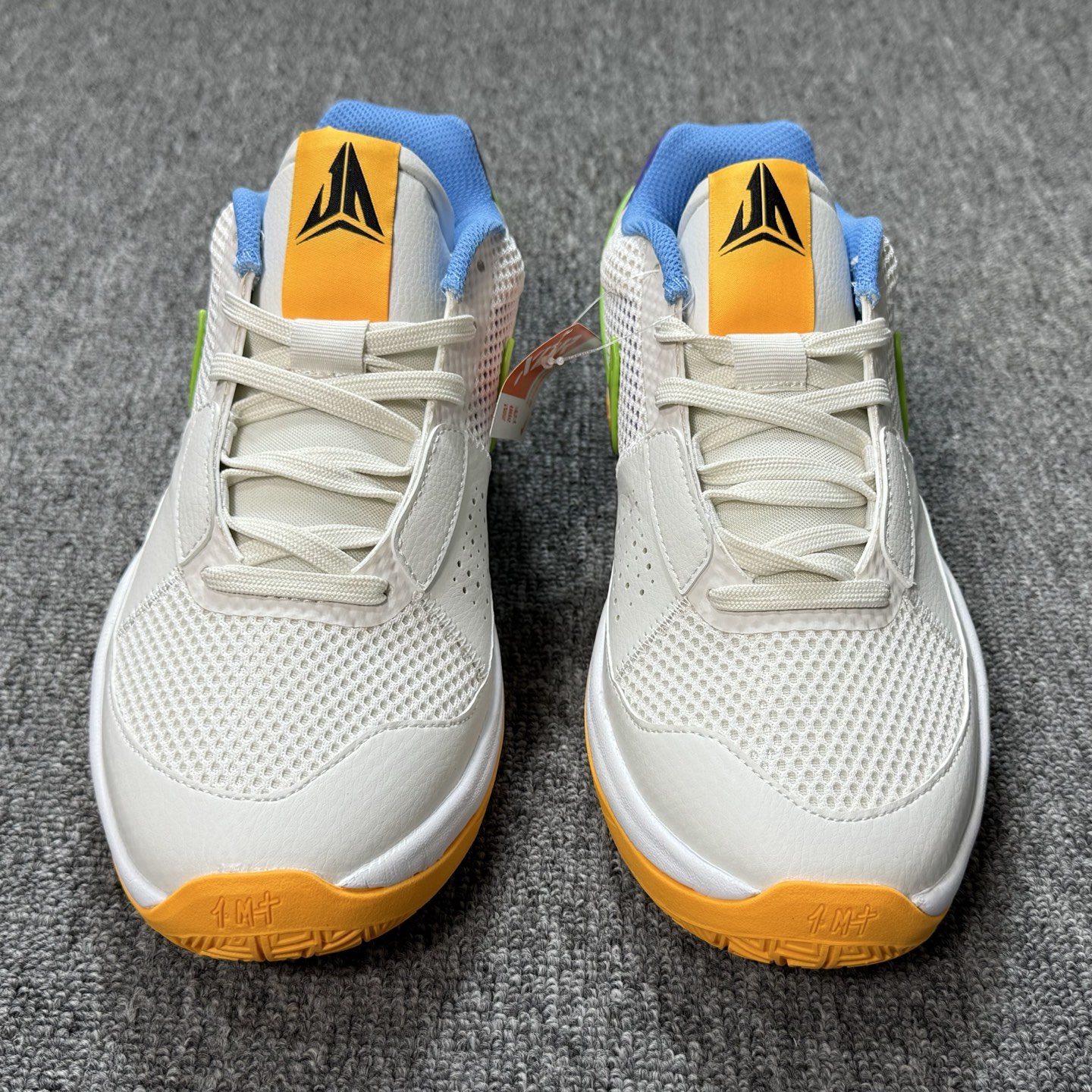 ♨️ 双十一重磅特价 市场知名版本 莫兰特 篮球鞋 灰蓝橙色！尺码39-47齐，♨️偏小0.5-1个尺码