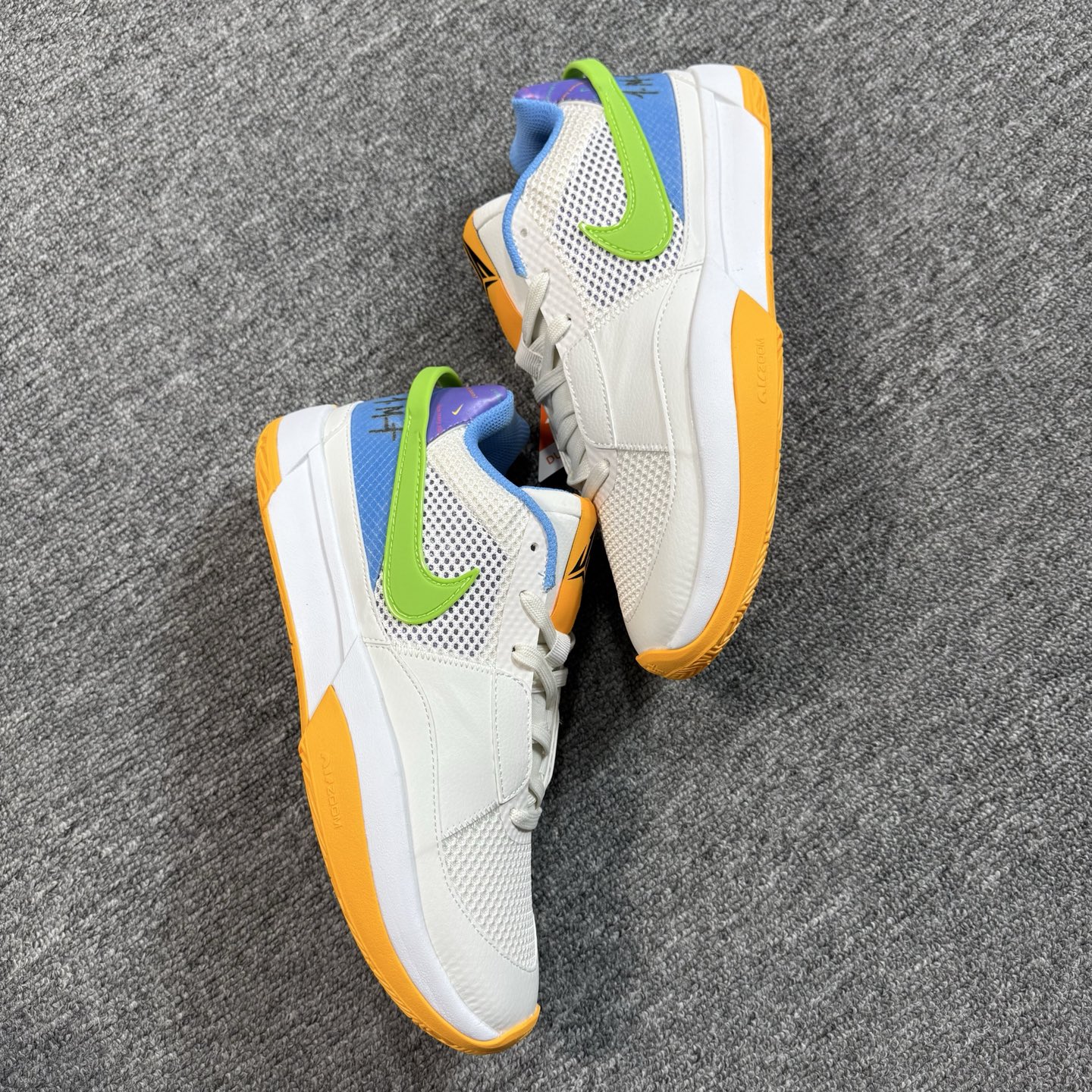 ♨️ 双十一重磅特价 市场知名版本 莫兰特 篮球鞋 灰蓝橙色！尺码39-47齐，♨️偏小0.5-1个尺码