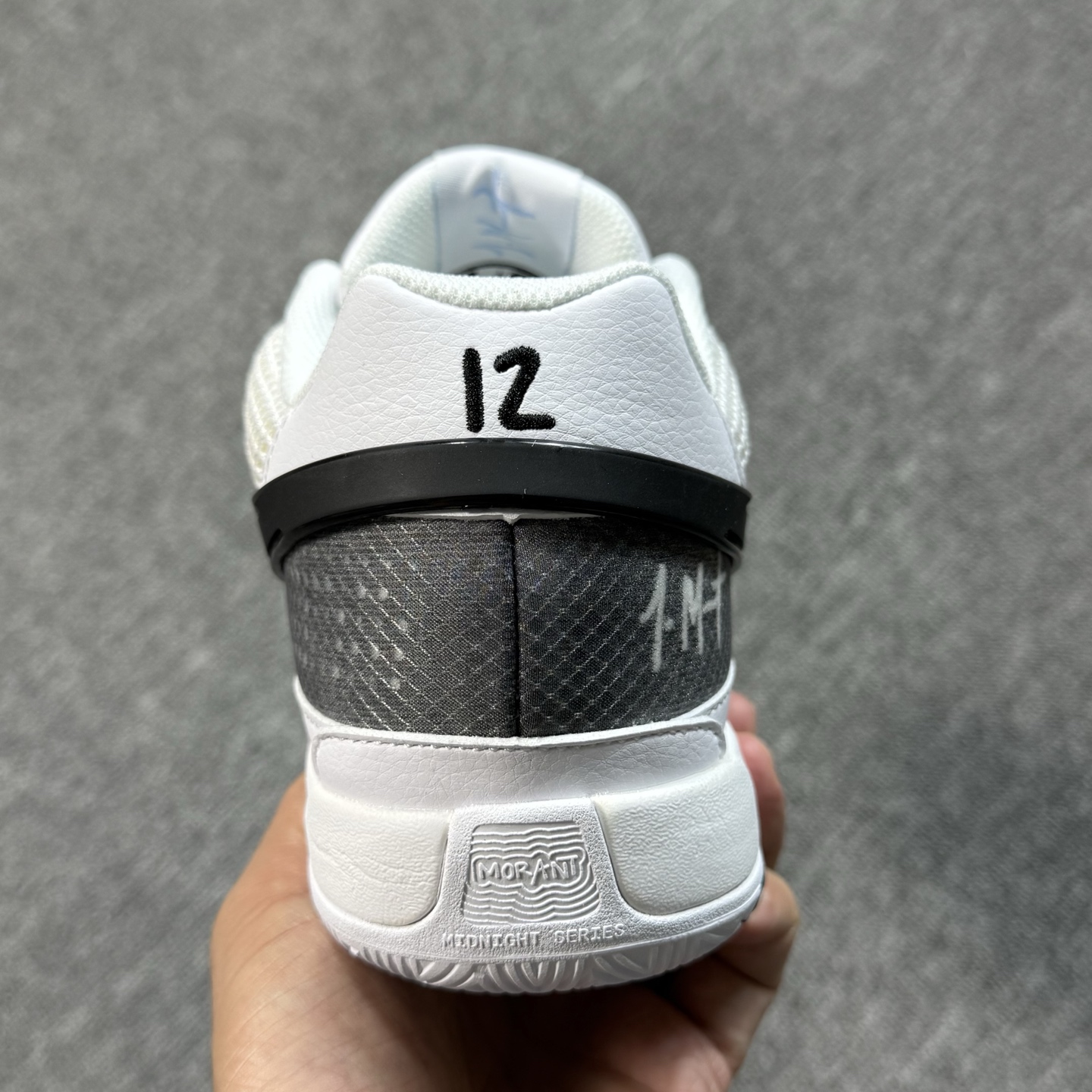 ♨️ 双十一重磅特价 市场知名版本 莫兰特 篮球鞋 黑白熊猫！尺码39-47齐，♨️偏小0.5-1个尺码