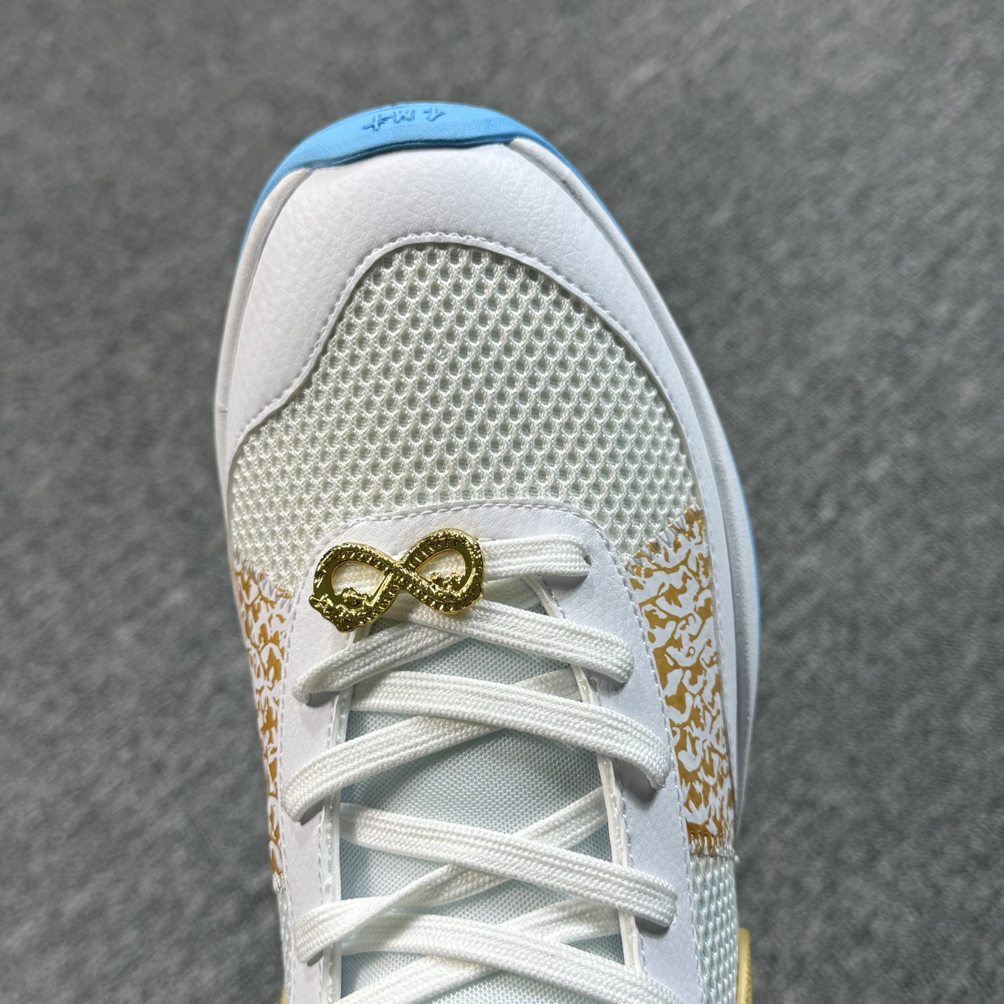 ♨️ 双十一重磅特价 市场知名版本 莫兰特 篮球鞋 白金！尺码40-47齐，♨️偏小0.5-1个尺码！货