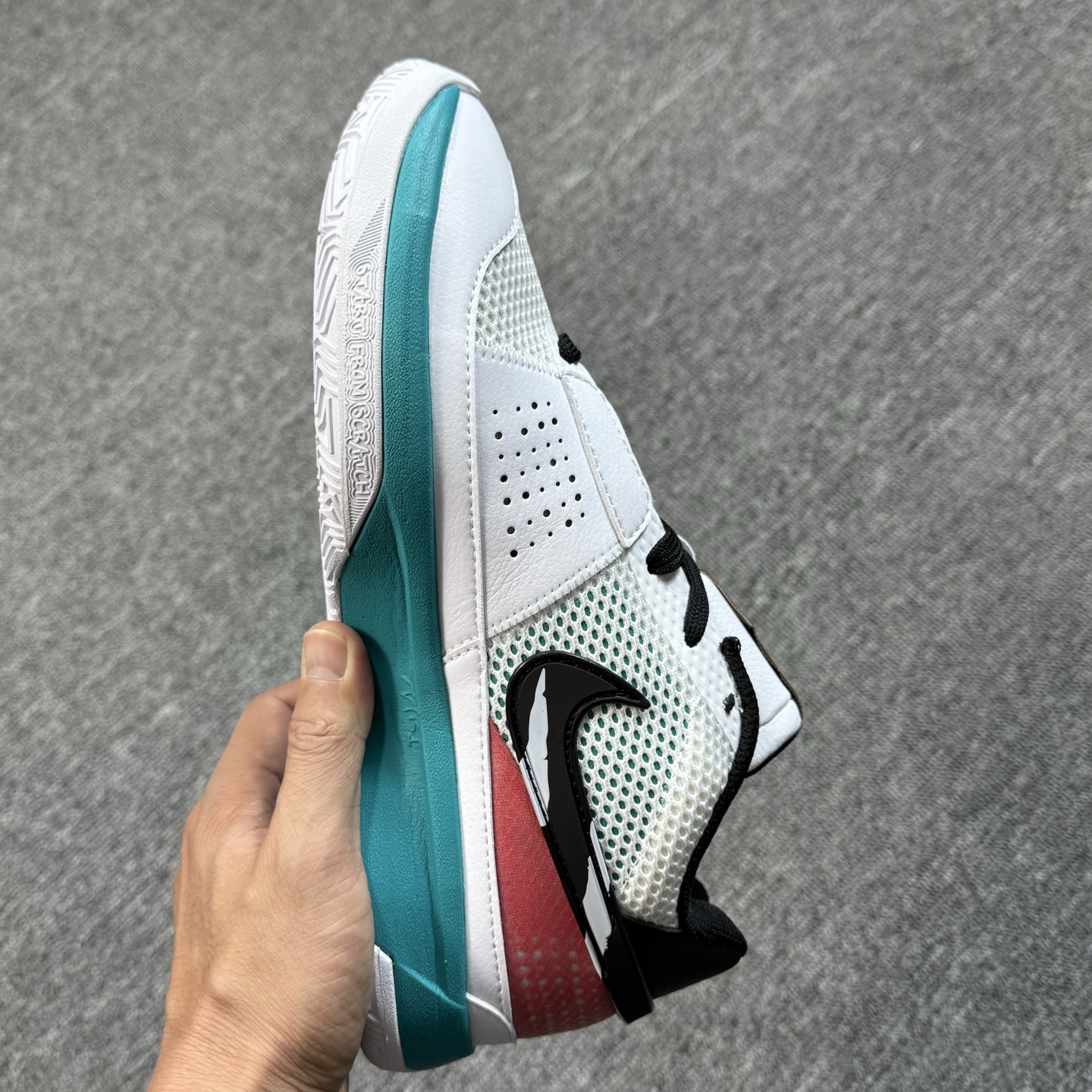 ♨️ 双十一重磅特价 市场知名版本 莫兰特 篮球鞋 白蓝红！尺码40-47齐，♨️偏小0.5-1个尺码！