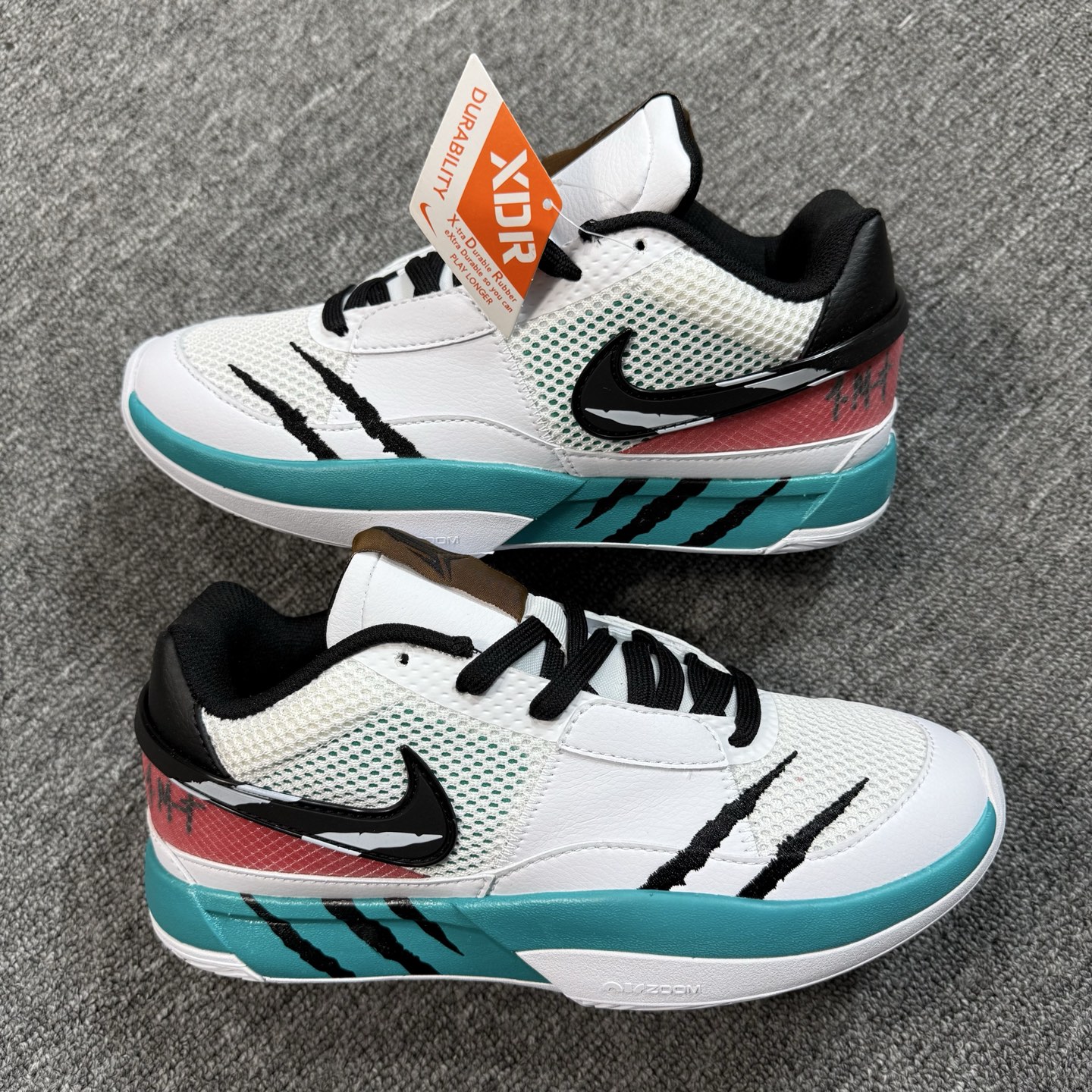 ♨️ 双十一重磅特价 市场知名版本 莫兰特 篮球鞋 白蓝红！尺码40-47齐，♨️偏小0.5-1个尺码！