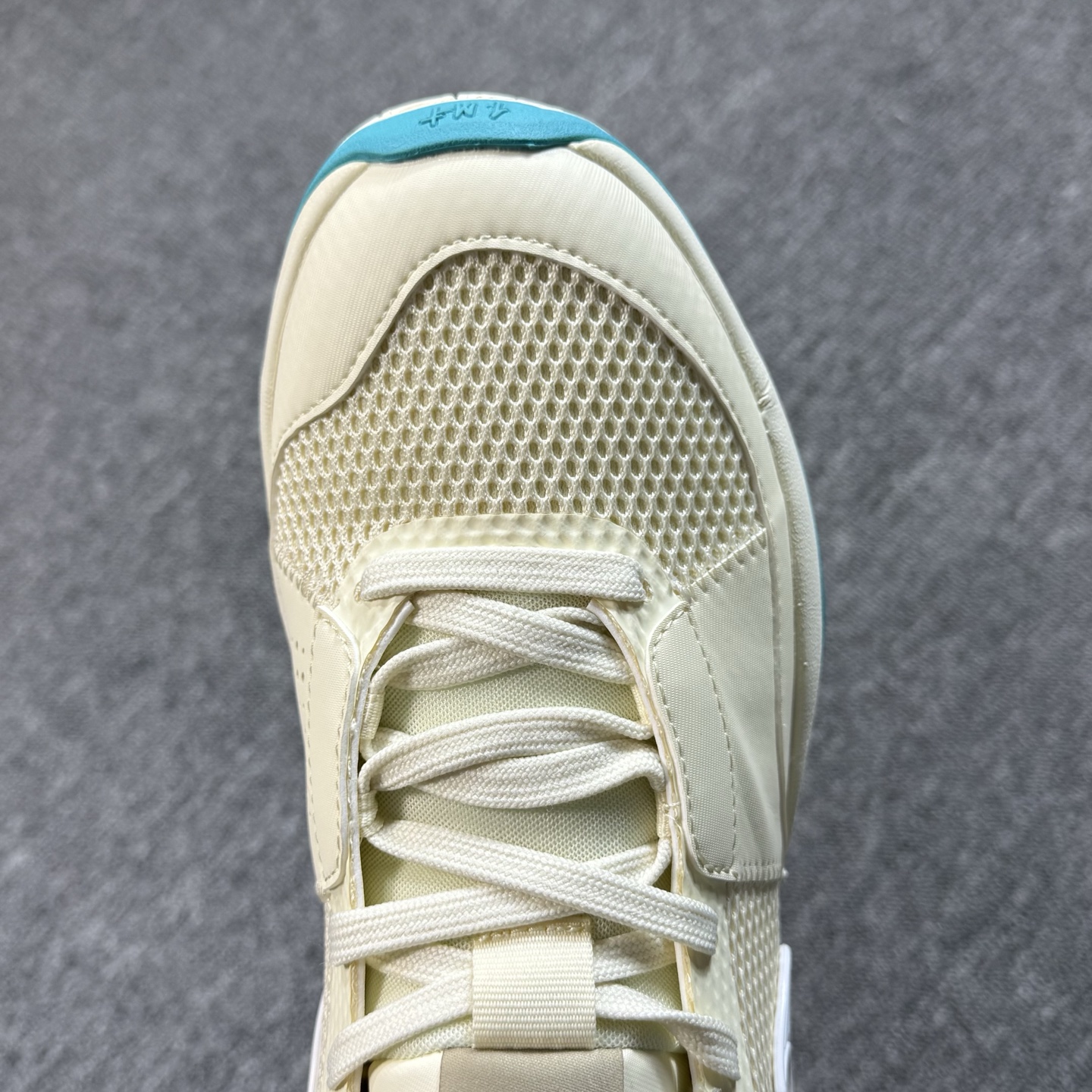 ♨️ 双十一重磅特价 市场知名版本 莫兰特 篮球鞋 黄色！尺码39-47齐，♨️偏小0.5-1个尺码！货