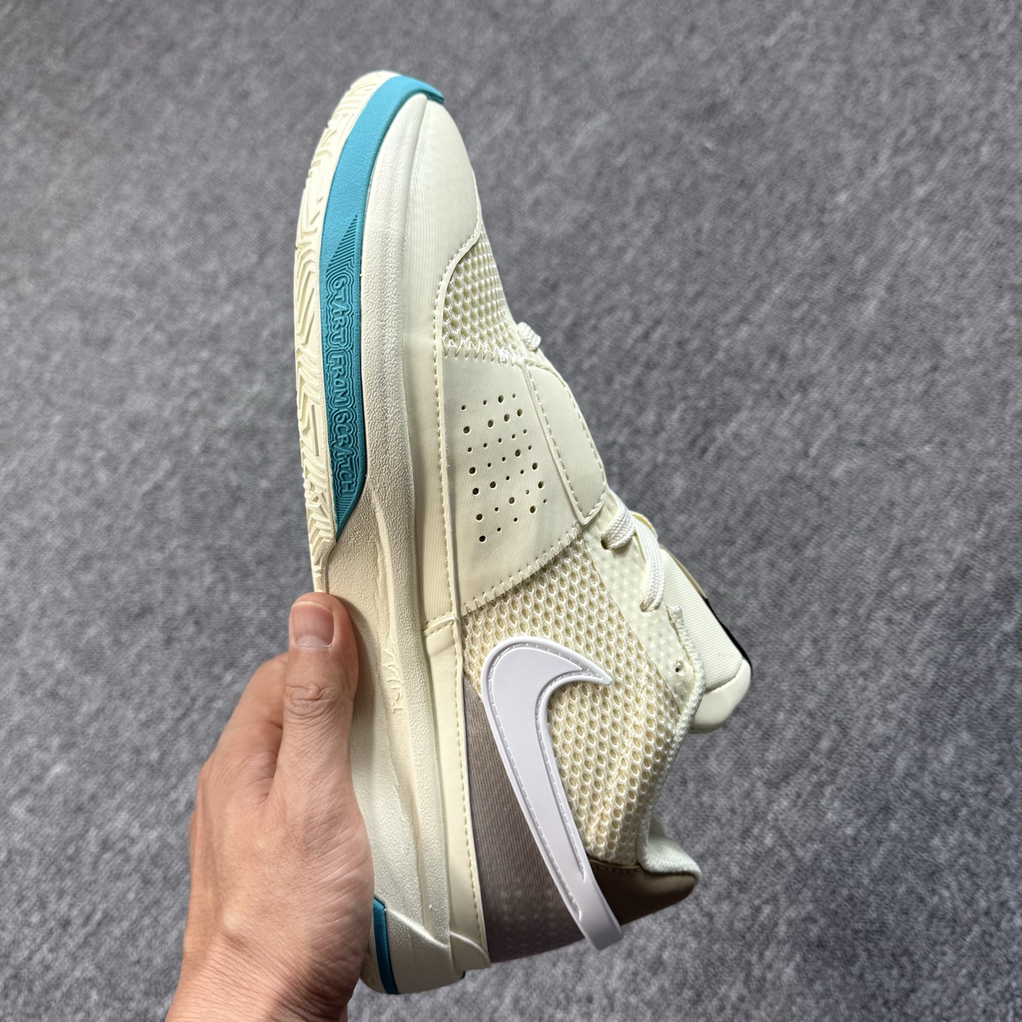 ♨️ 双十一重磅特价 市场知名版本 莫兰特 篮球鞋 黄色！尺码39-47齐，♨️偏小0.5-1个尺码！货