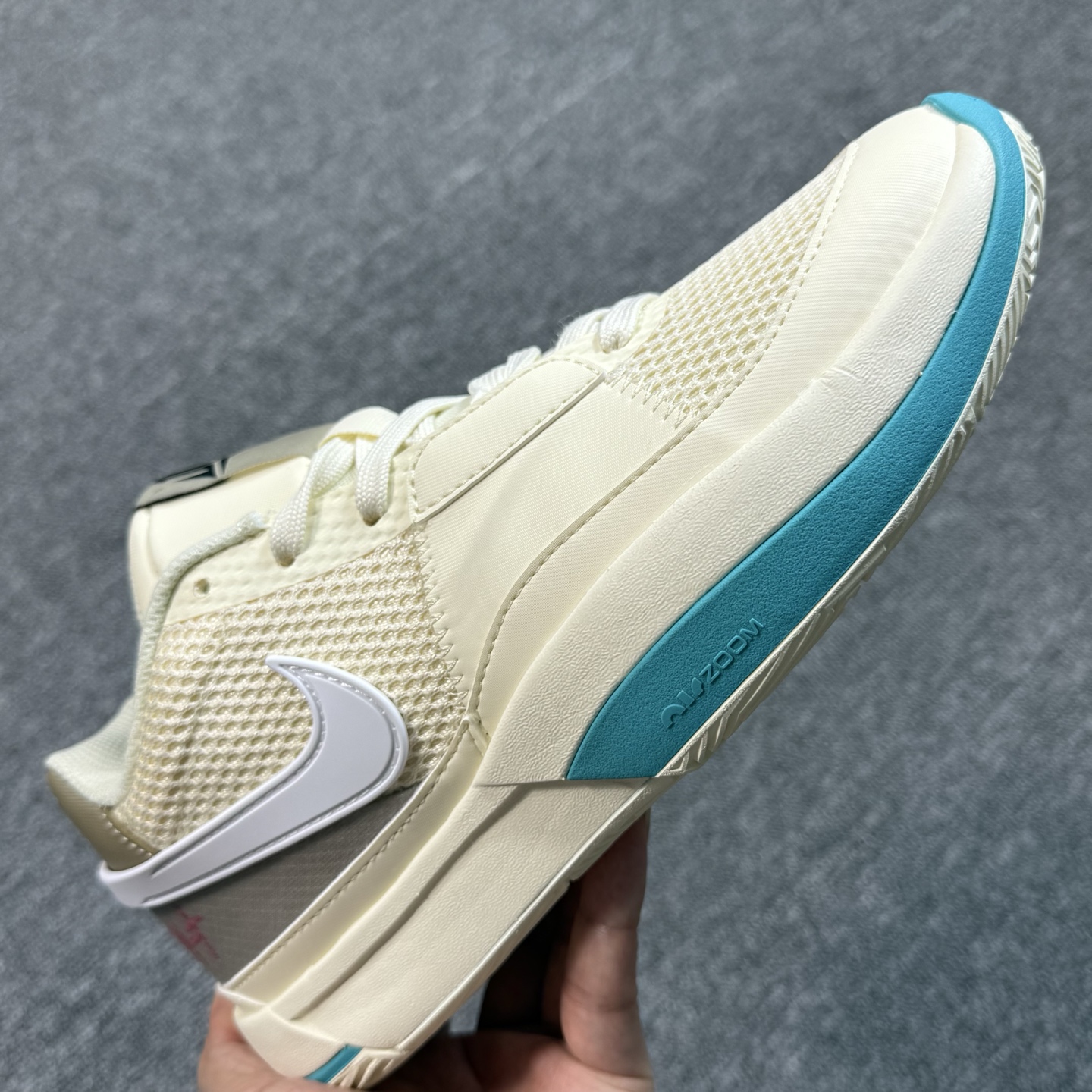 ♨️ 双十一重磅特价 市场知名版本 莫兰特 篮球鞋 黄色！尺码39-47齐，♨️偏小0.5-1个尺码！货