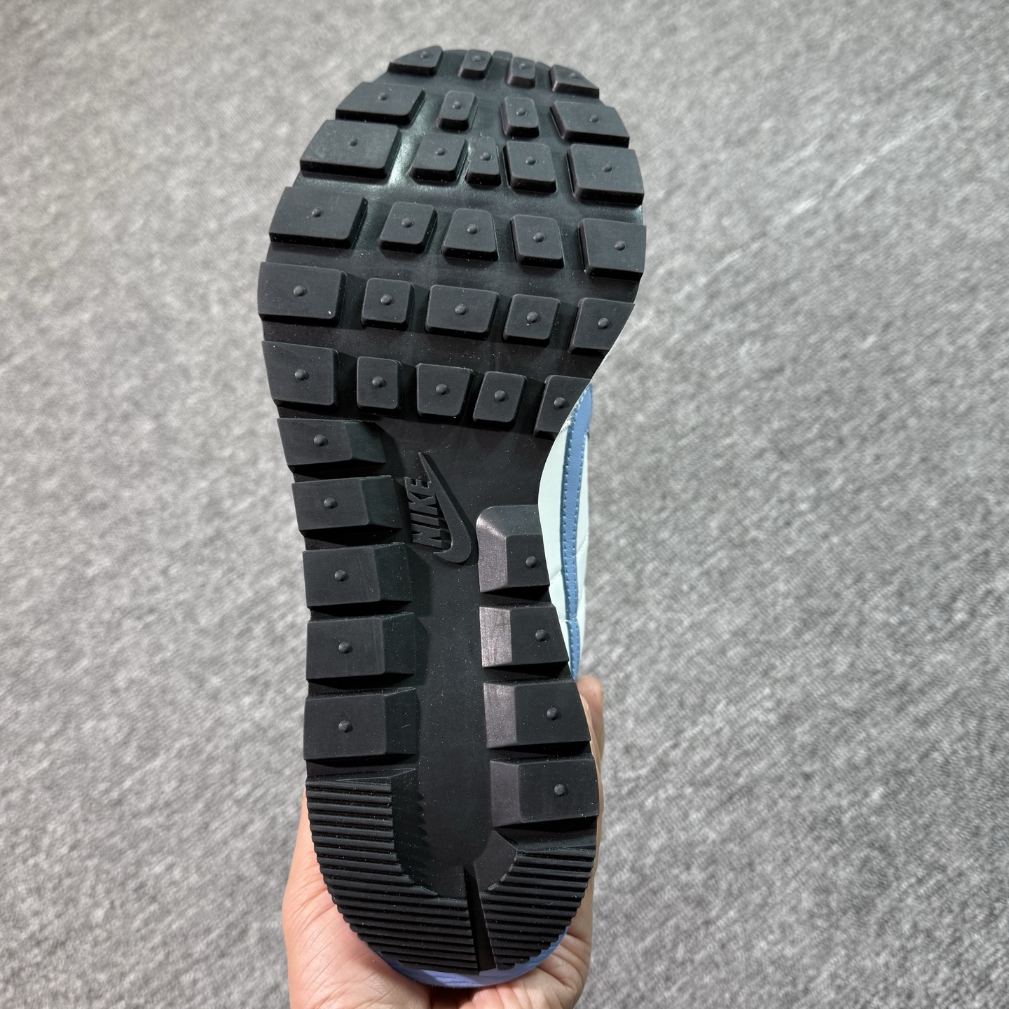 ♨️特价！神版Sacai 米白湖水蓝！货号DD1875-112！市场数一数二的顶级货，把握手速老铁，批件