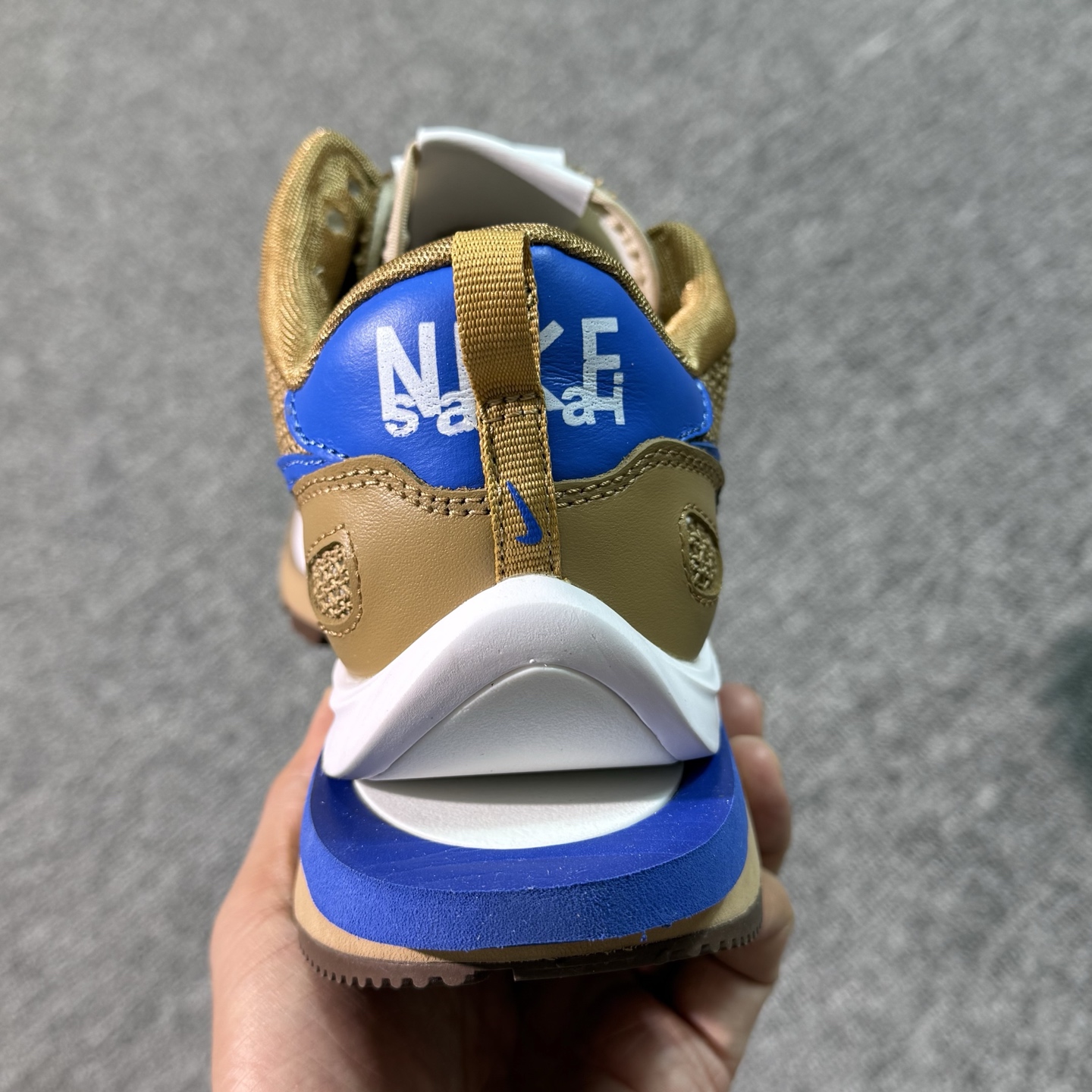 ♨️特价！神版Sacai 棕色！货号CV1363-201！市场数一数二的顶级货，把握手速老铁，批件起客户