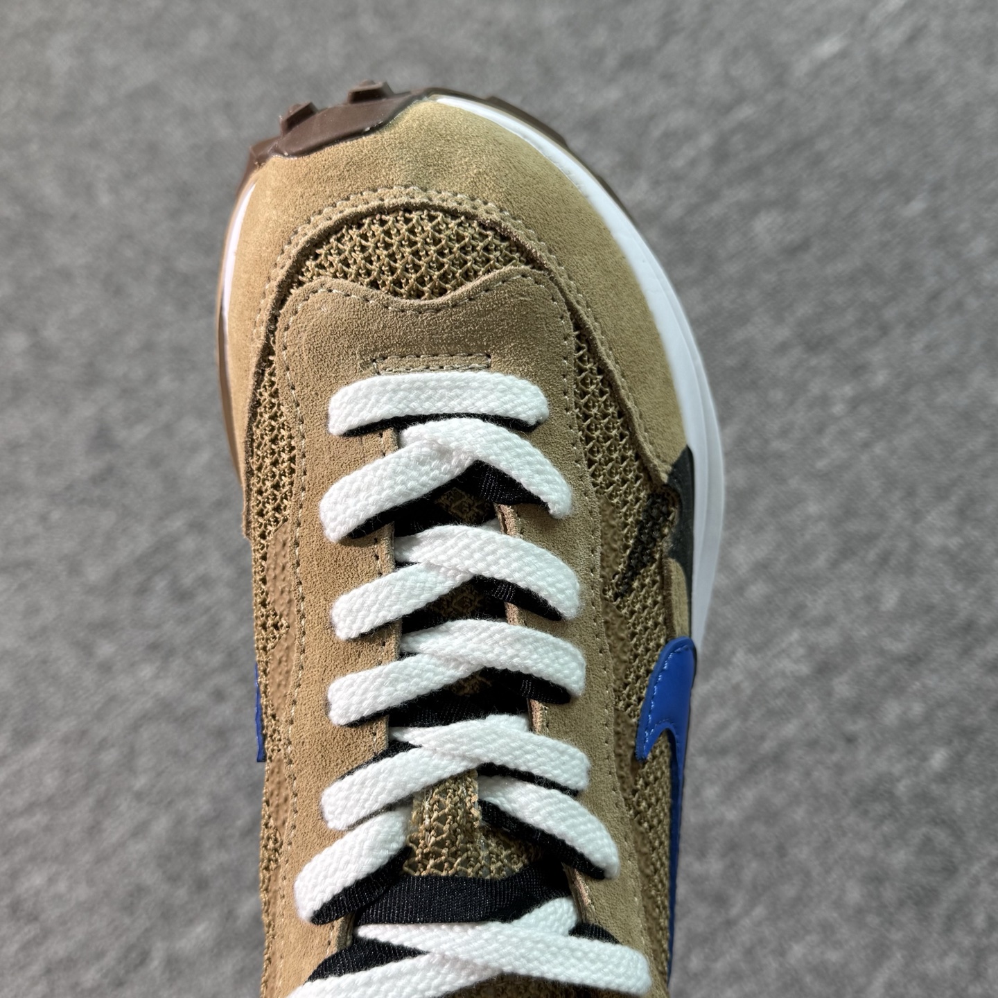 ♨️特价！神版Sacai 棕色！货号CV1363-201！市场数一数二的顶级货，把握手速老铁，批件起客户