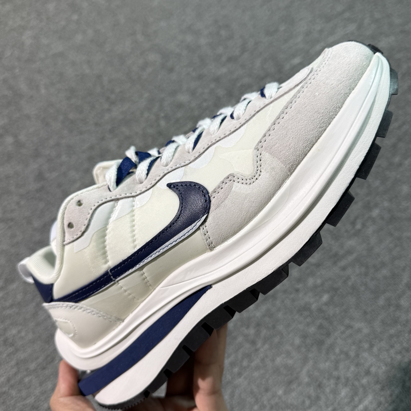 ♨️特价！神版Sacai 米白蓝！货号DD1875-109！市场数一数二的顶级货，把握手速老铁，批件起客