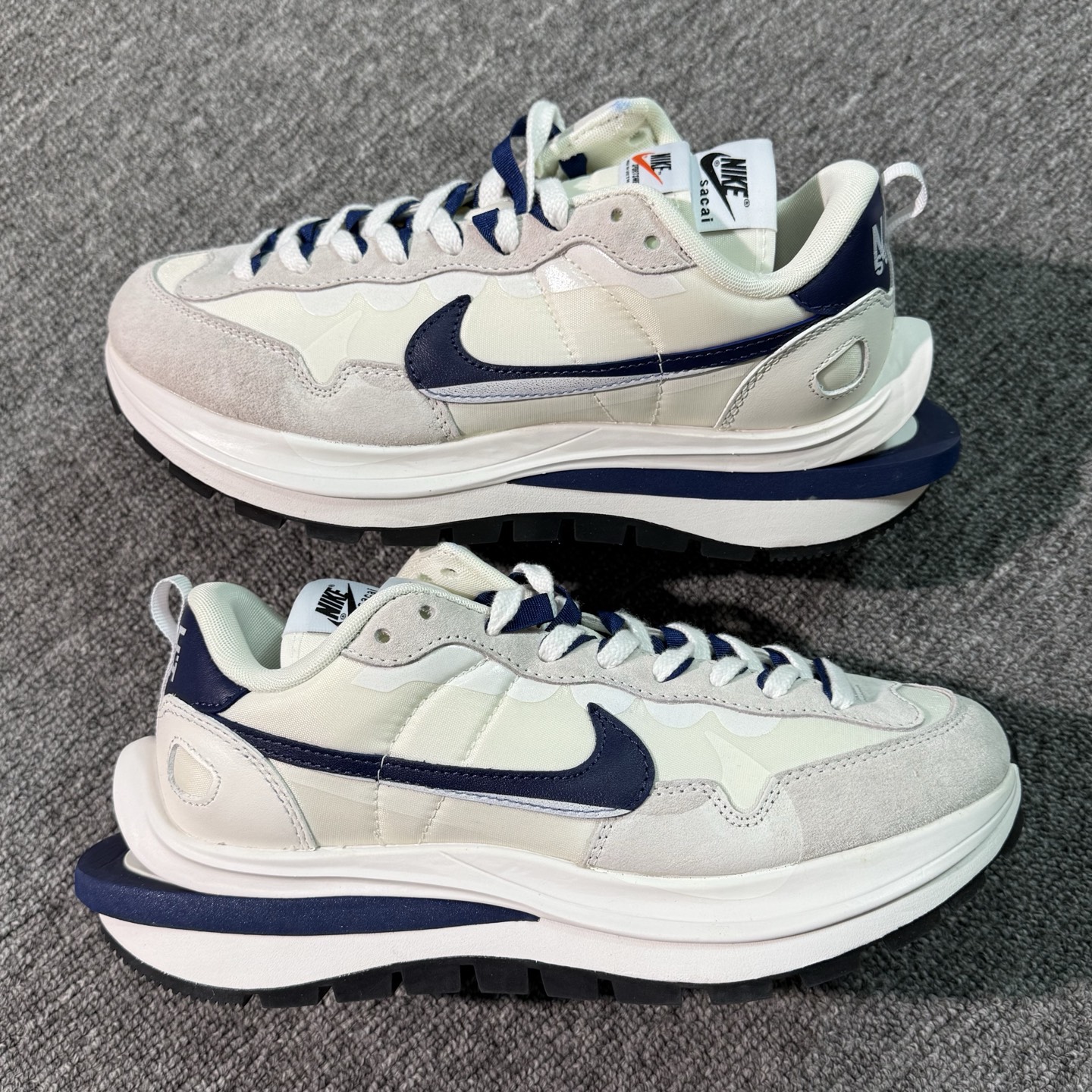 ♨️特价！神版Sacai 米白蓝！货号DD1875-109！市场数一数二的顶级货，把握手速老铁，批件起客