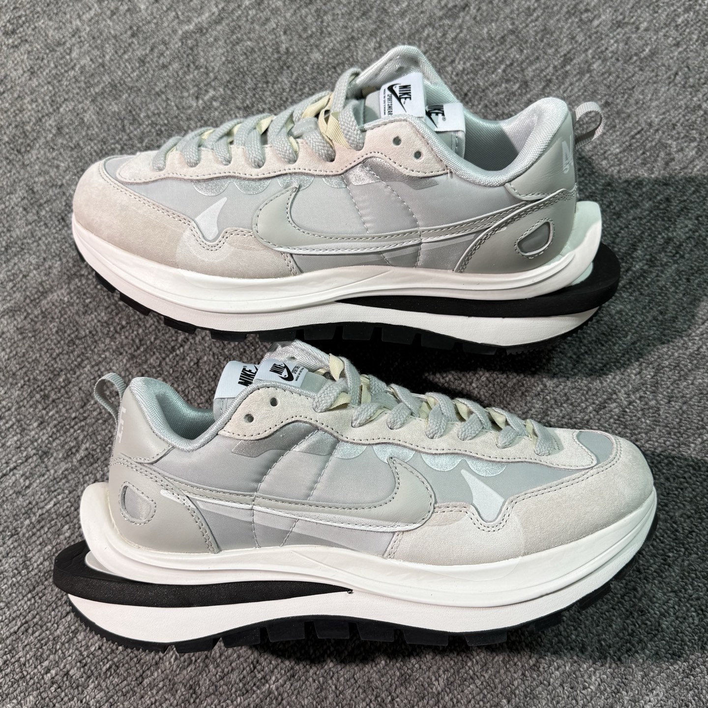 ♨️特价！神版Sacai 灰色！货号DD1875-108！市场数一数二的顶级货，把握手速老铁，批件起客户