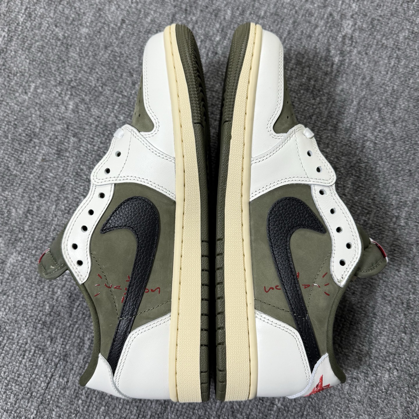 XC!版aj1倒钩低帮7.0黄蓝！尺码35.5-47.5全码出货，同品质，同价位市场无对手的存在 ，欢迎