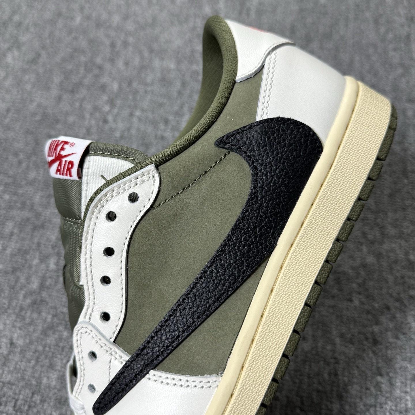 XC!版aj1倒钩低帮7.0黄蓝！尺码35.5-47.5全码出货，同品质，同价位市场无对手的存在 ，欢迎