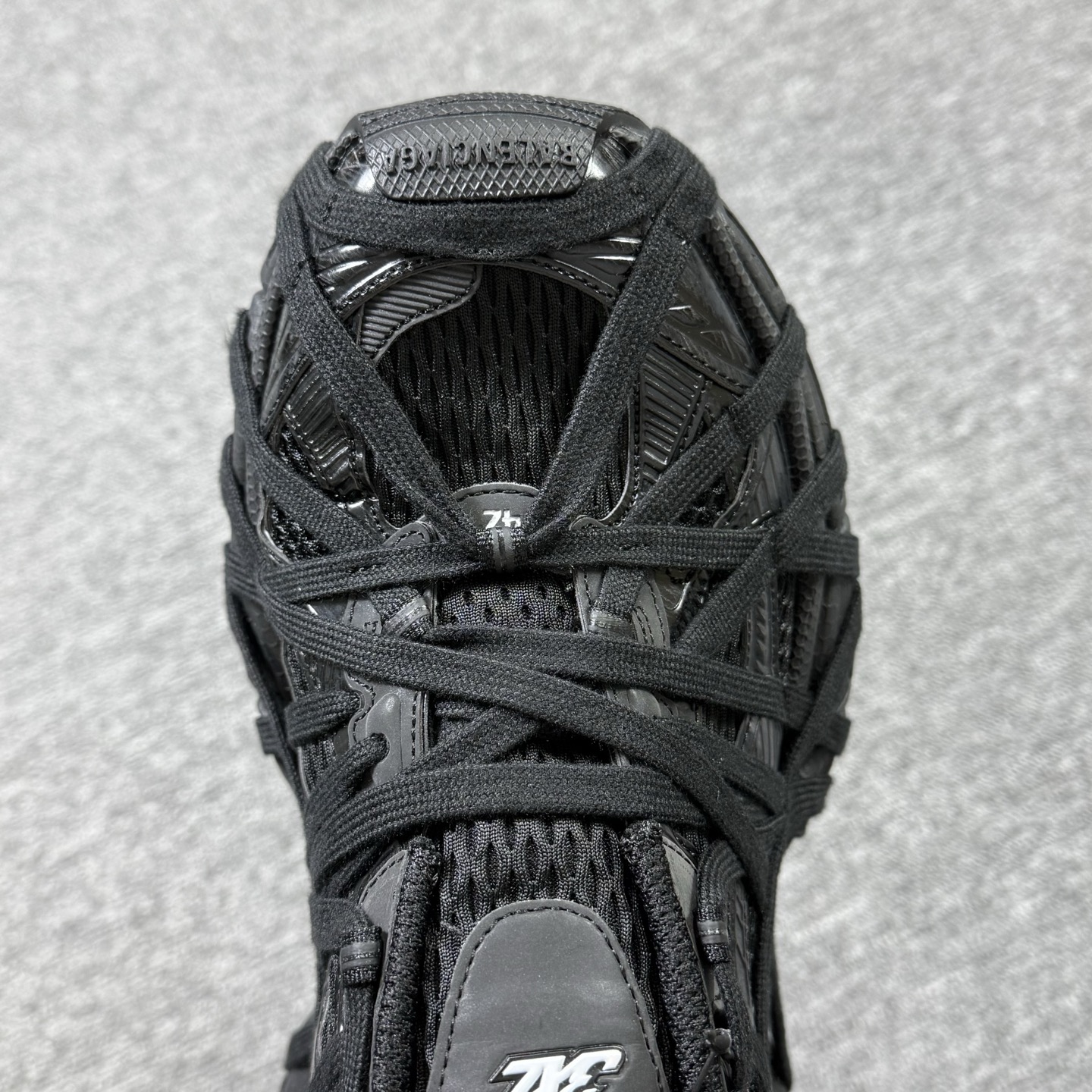 特价福利 市场顶级 巴黎世家3XL绑带尺码35-46 标准尺码！