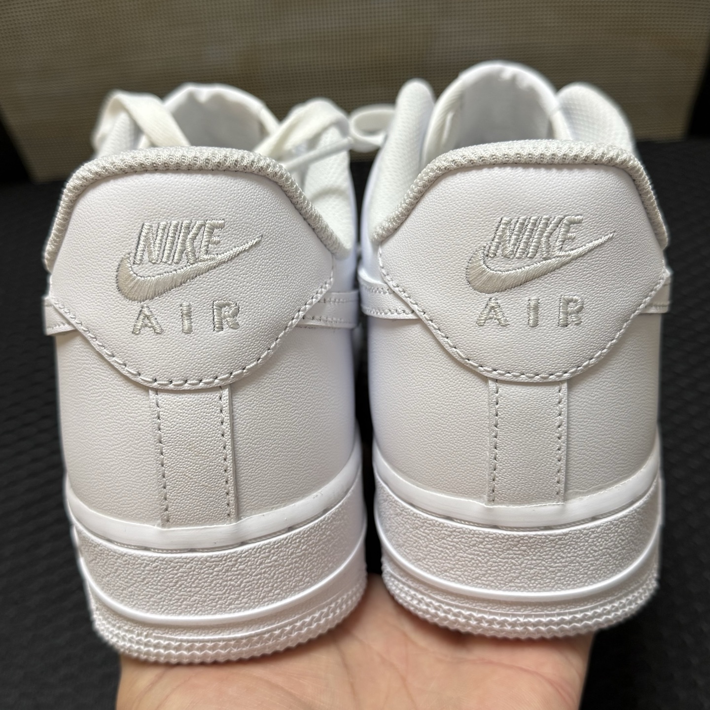 ♨️ 空军纯白低帮 ♨️头层版！尺码36-46全码齐 承诺不是头层皮鞋子白送！市场难得有头层货特价的，喜