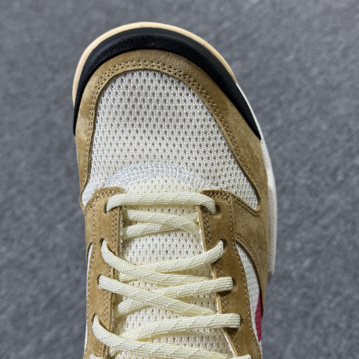 💰320
宇航员3.0米棕色 Tom Sachs  Craft Mars Yard Shoe ！
尺码36-46全码出货！
货号IF2885-100！
编码AC5816！