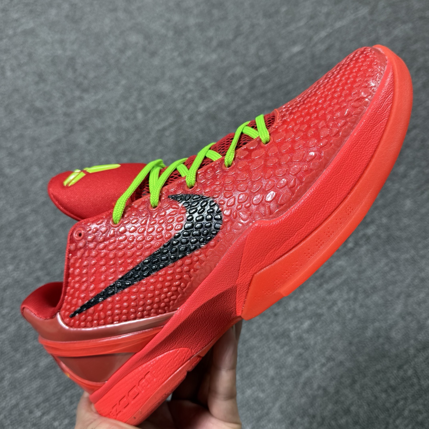 开年重磅福利🉐 市场知名顶级OWF版本！科比6红青峰侠 尺码40-48.5全码齐 ♨️偏小1个尺码！售前