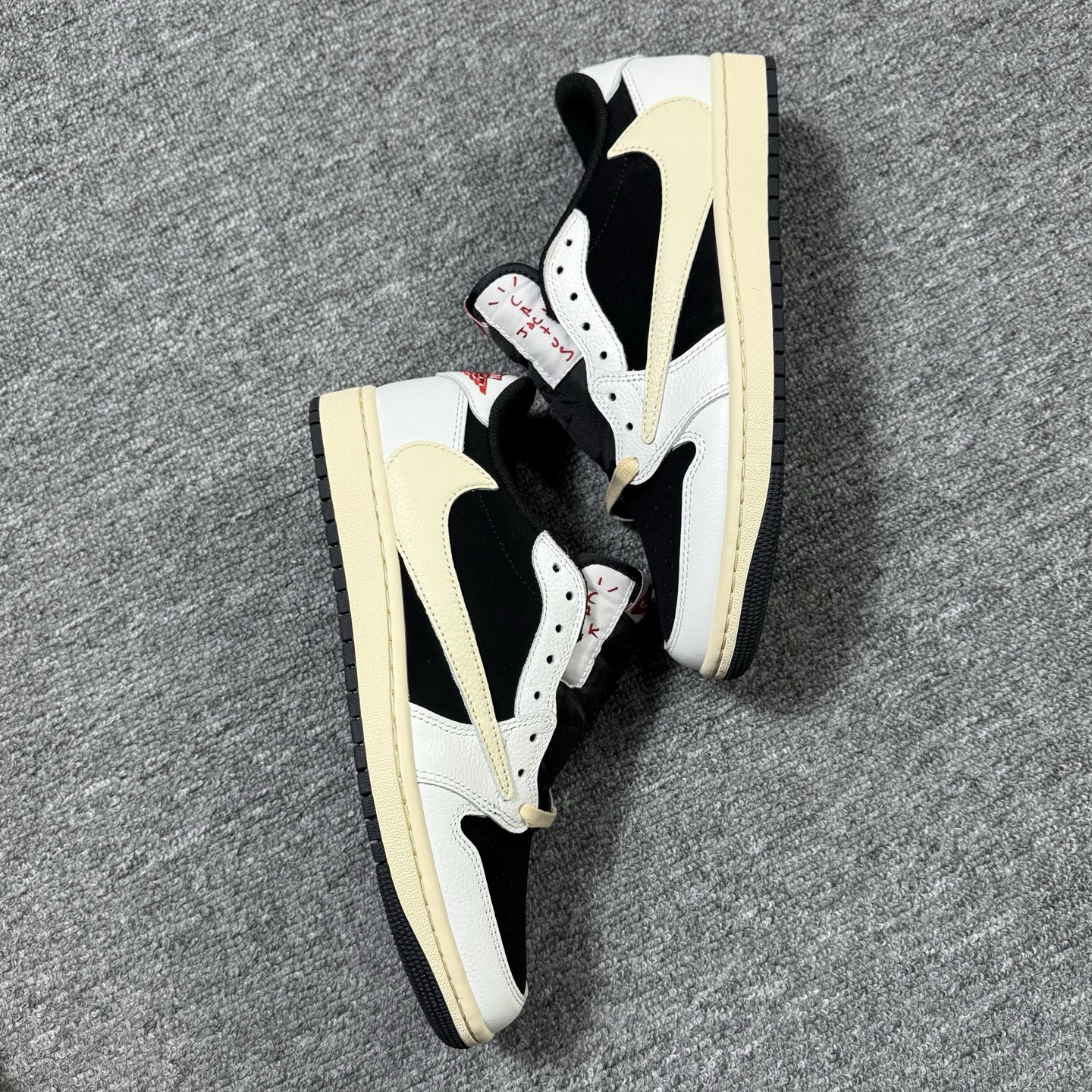 包邮！开年重磅福利 。高品质头层定制倒钩低帮！尺码40-47.5全码齐！编码AB6529！