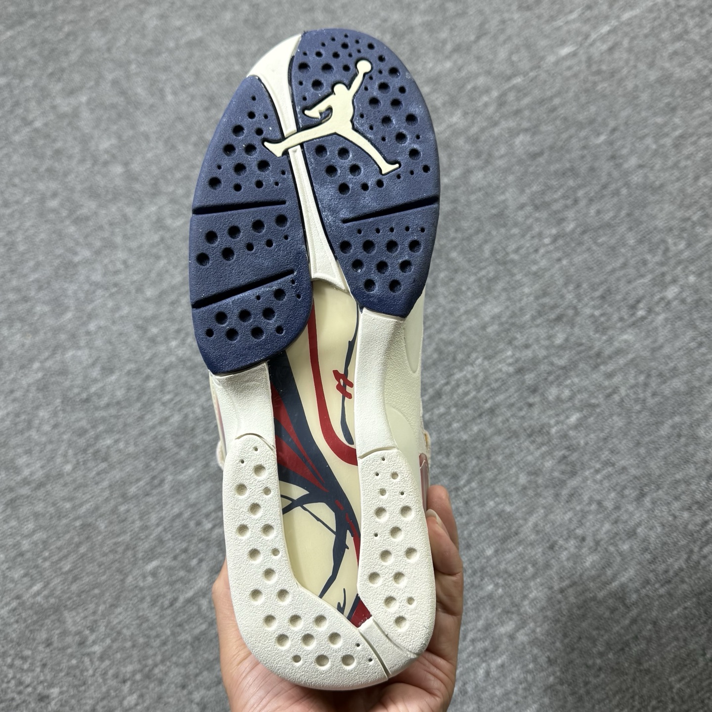 aj8兔八哥 SoleFly x 