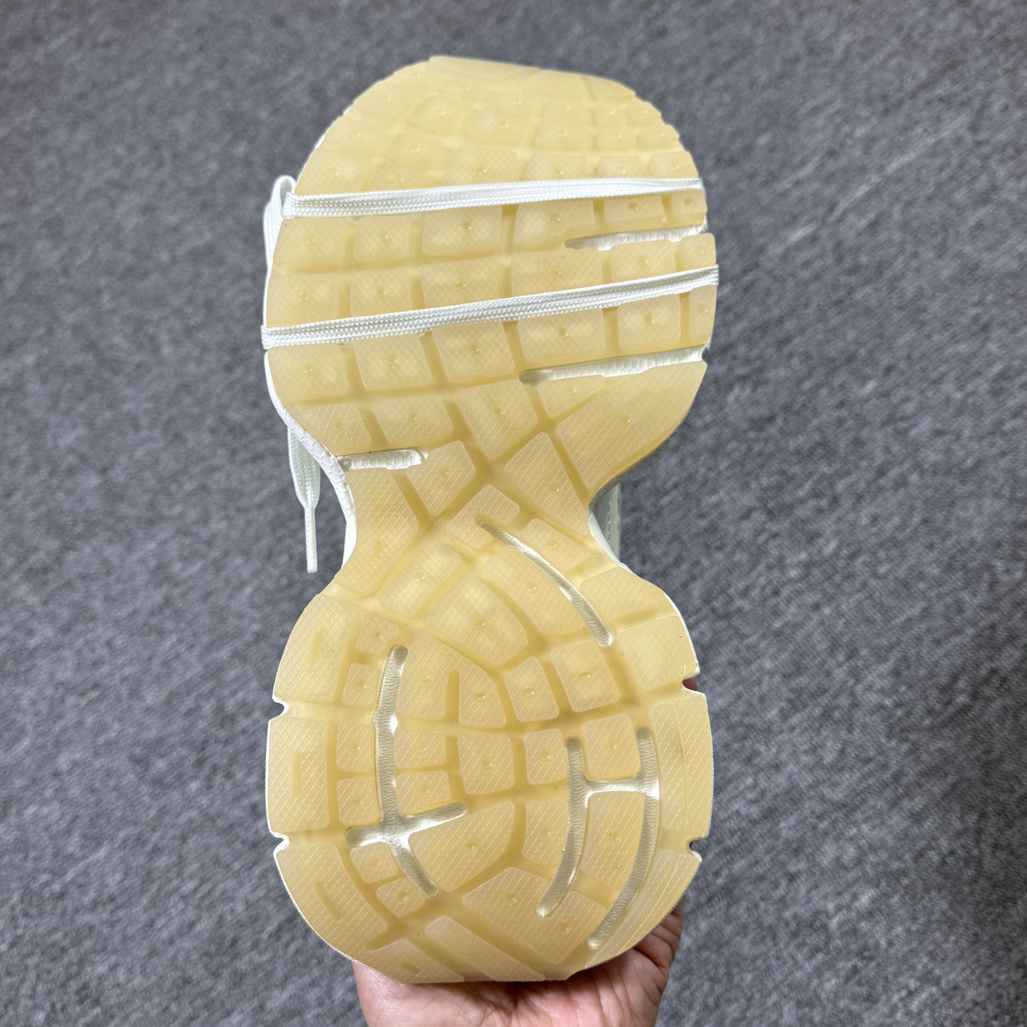 ♨️ 市场知名顶级VG版本！巴黎世家3XL夜光！尺码35-42齐 ♨️偏大一个尺码，售前 售后 三包到底