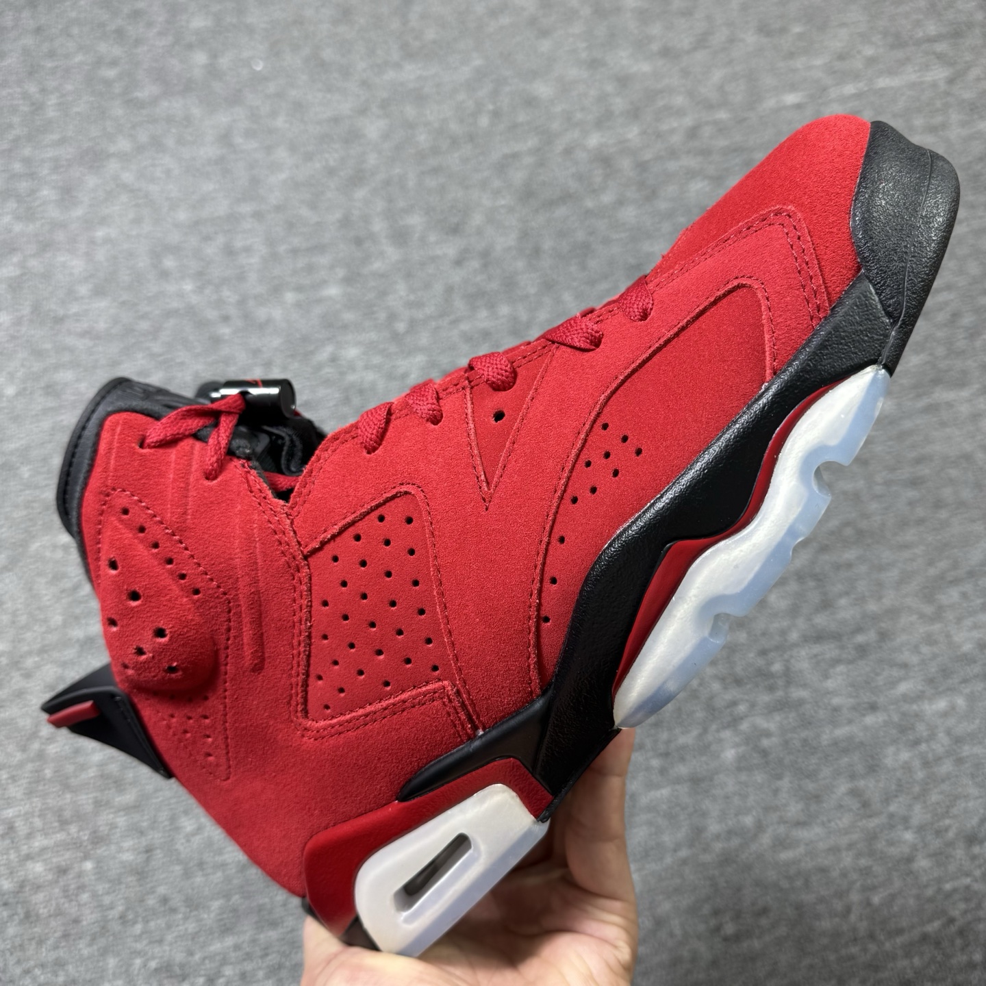 Ljr版本 aj6大红！尺码40.5-47.5全码齐，全新带盒 福利回馈 突破历史最低价[拳头][拳头]