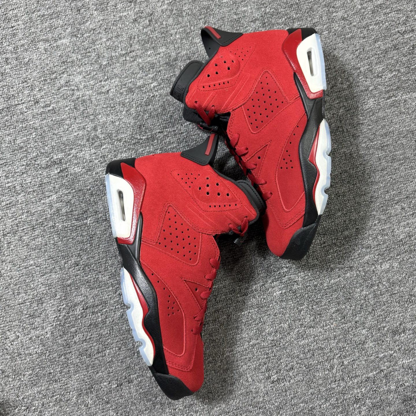 Ljr版本 aj6大红！尺码40.5-47.5全码齐，全新带盒 福利回馈 突破历史最低价[拳头][拳头]