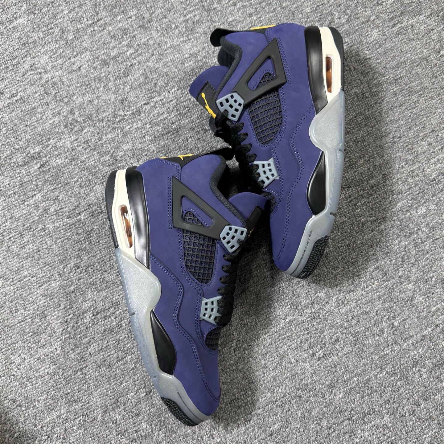 小绿X版！aj4 Retro “Imperial Purple” 湖人紫！尺码40-48.5全码出货！货