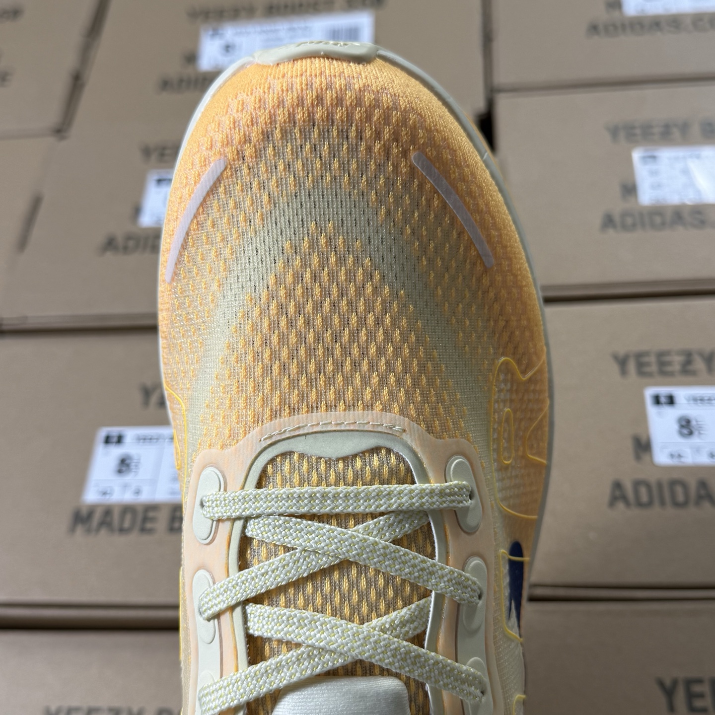 ♨️♨️♨️ 降价福利📢  登月19 代 Vomero Premium 橘蓝！尺码36-45全码齐，兼顾