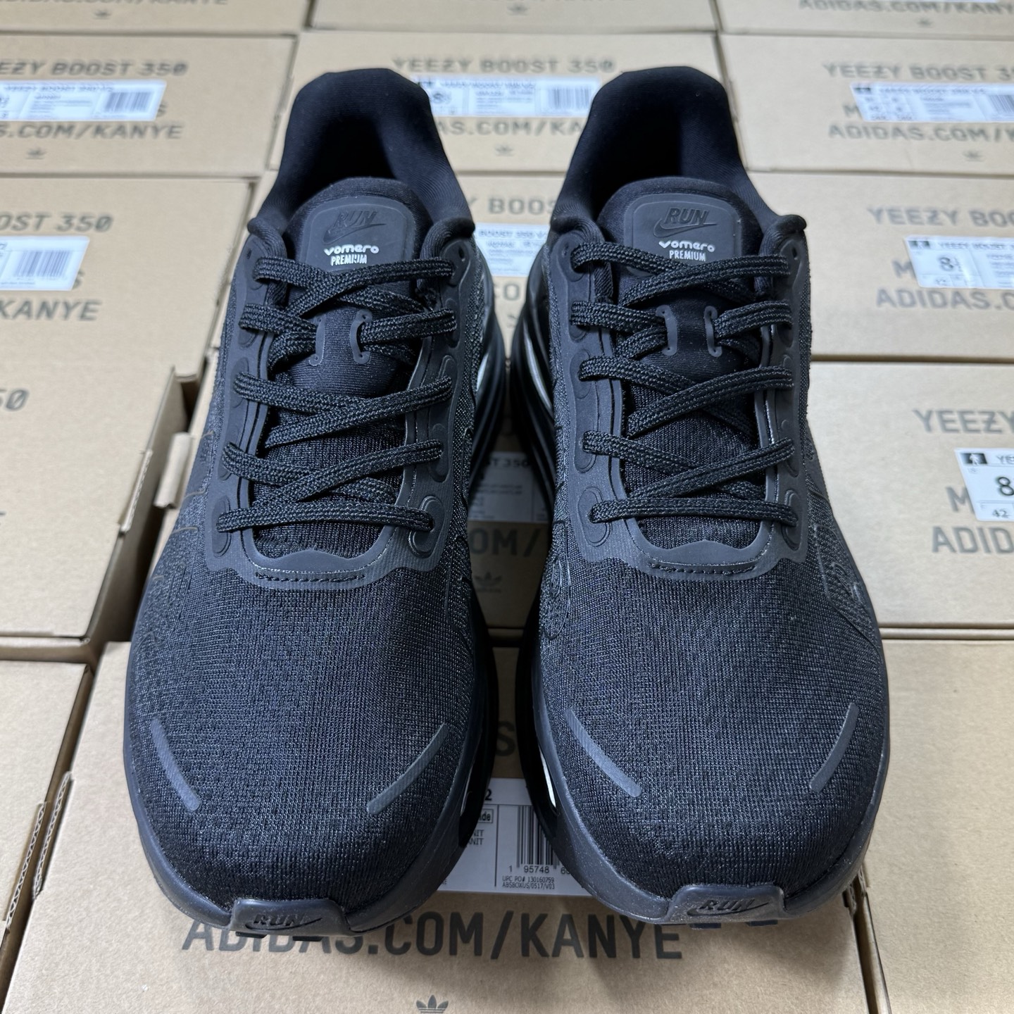 ♨️♨️♨️ 降价福利📢  登月19 代 Vomero Premium 全黑！尺码36-45全码出货，兼