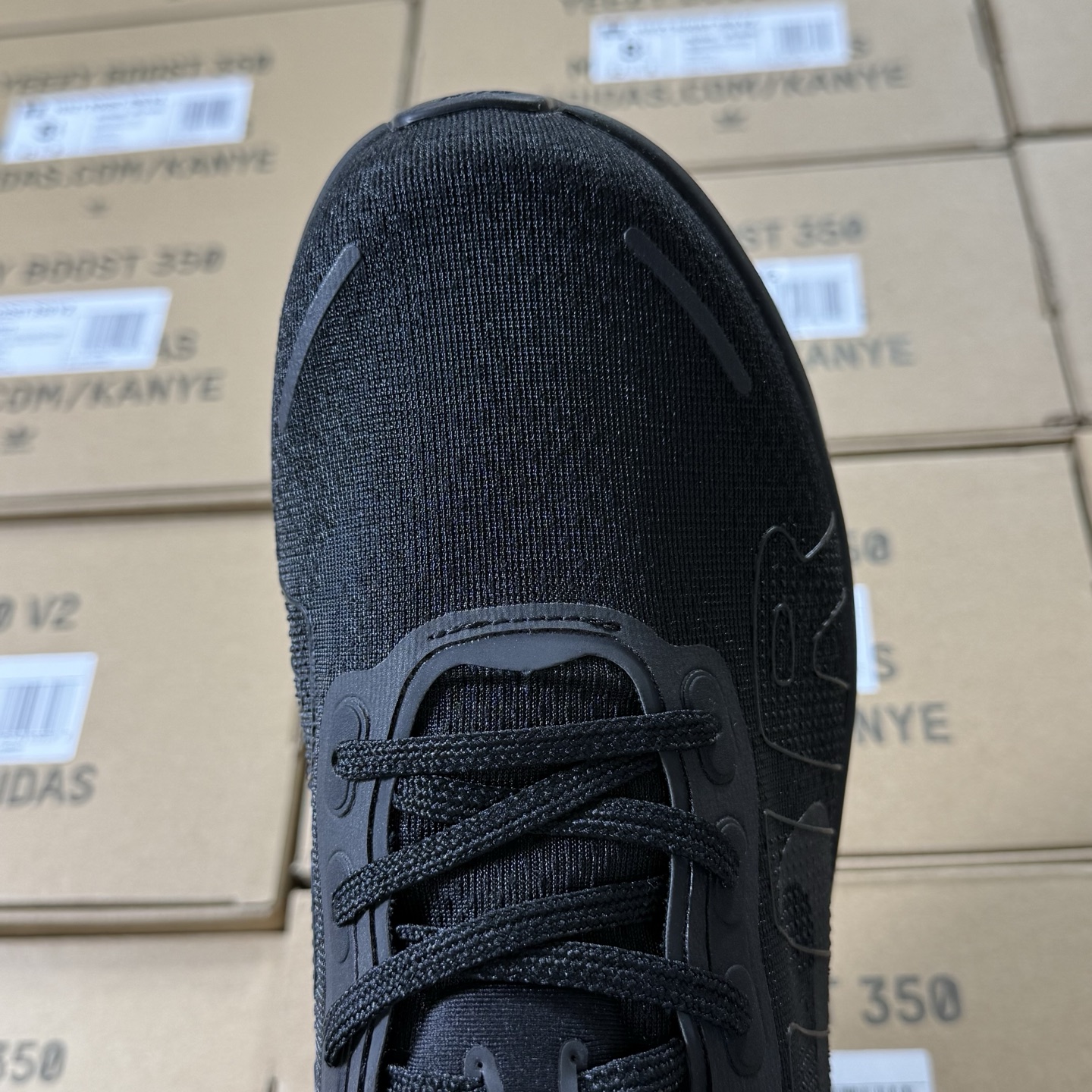 ♨️♨️♨️ 降价福利📢  登月19 代 Vomero Premium 全黑！尺码36-45全码出货，兼