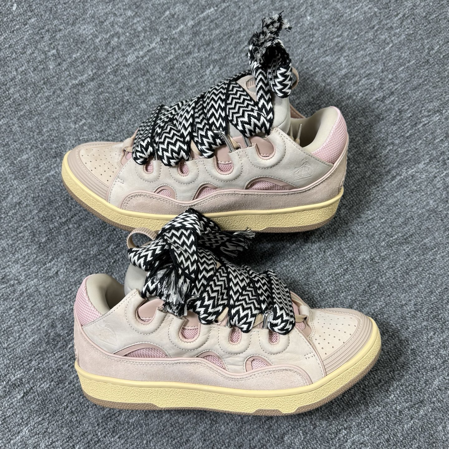 OG版本顶级 浪凡 面包鞋 Curb 粉色 货号FM-SKRK11-DRAG-A2051 男女 Lanvin