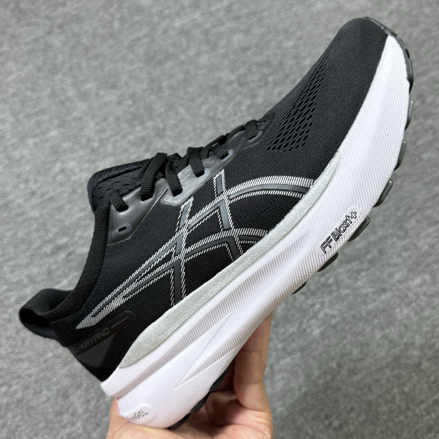平台顶配版品质✊亚瑟士 Gel-Kayano 31 黑白！尺码 40 40.5 41 42 42.5 4