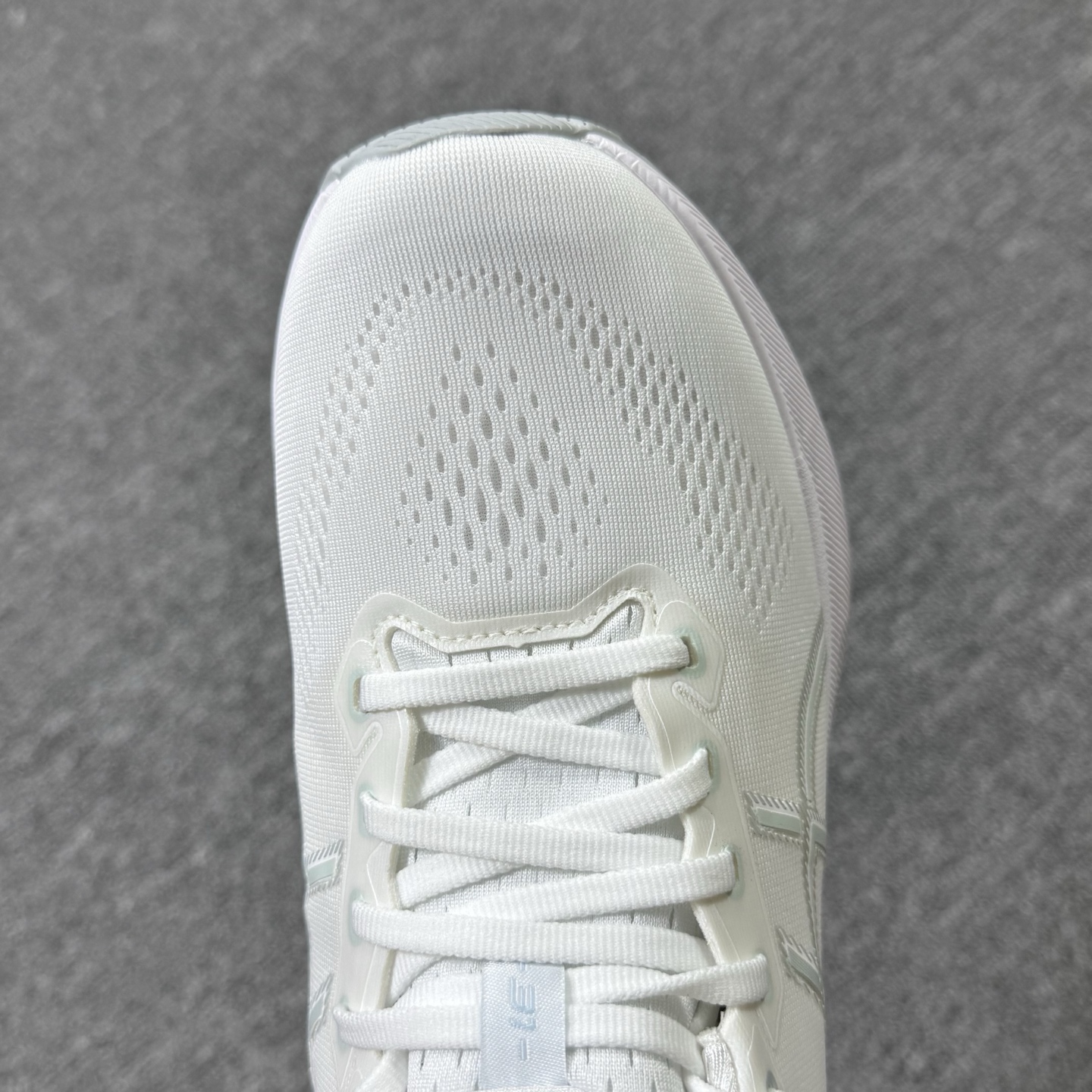 平台顶配版品质[拳头]亚瑟士 Gel-Kayano 31 白灰！尺码 40 40.5 41 42 42.
