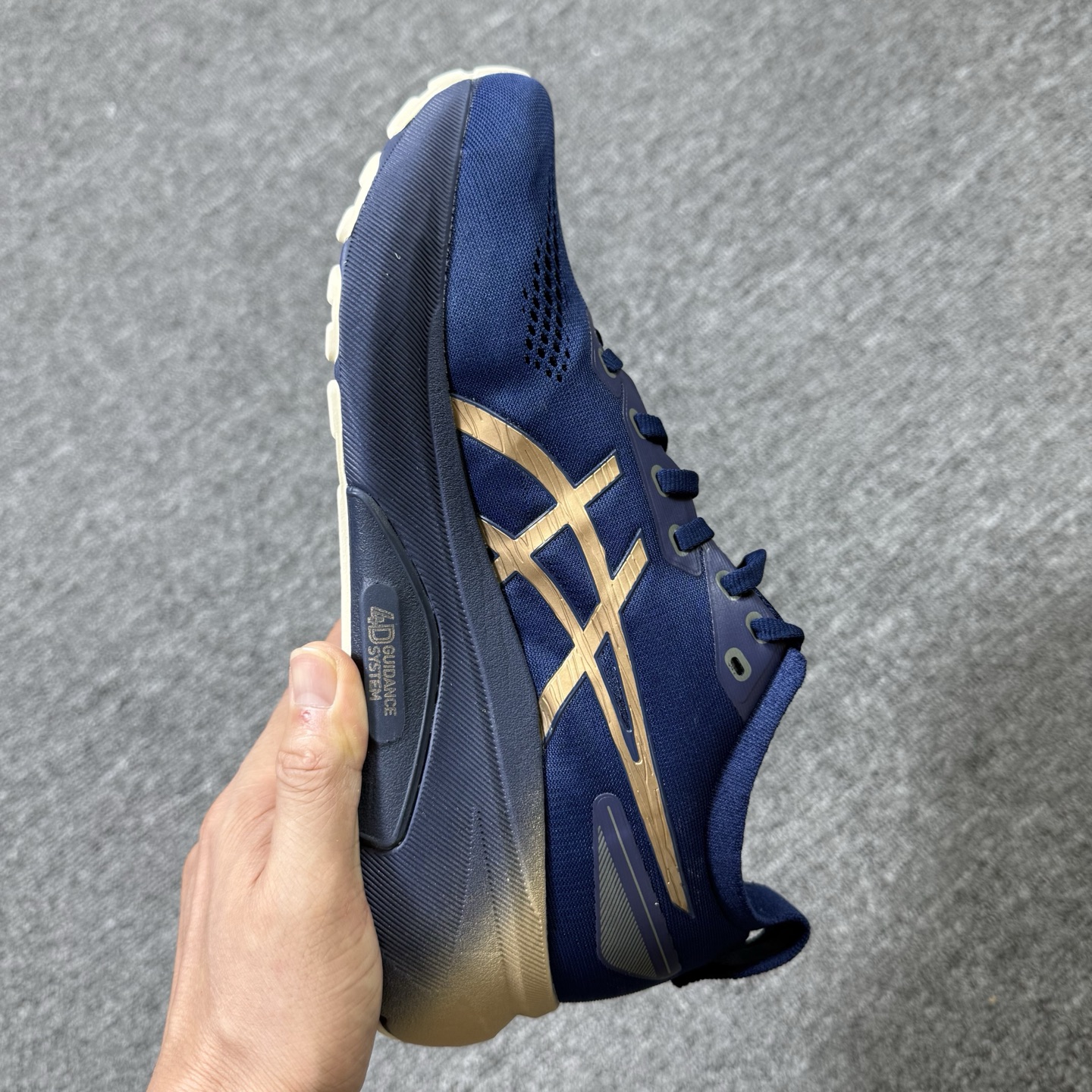 平台顶配版品质[拳头]亚瑟士 Gel-Kayano 31 蔚蓝金！尺码 40 40.5 41 42 42