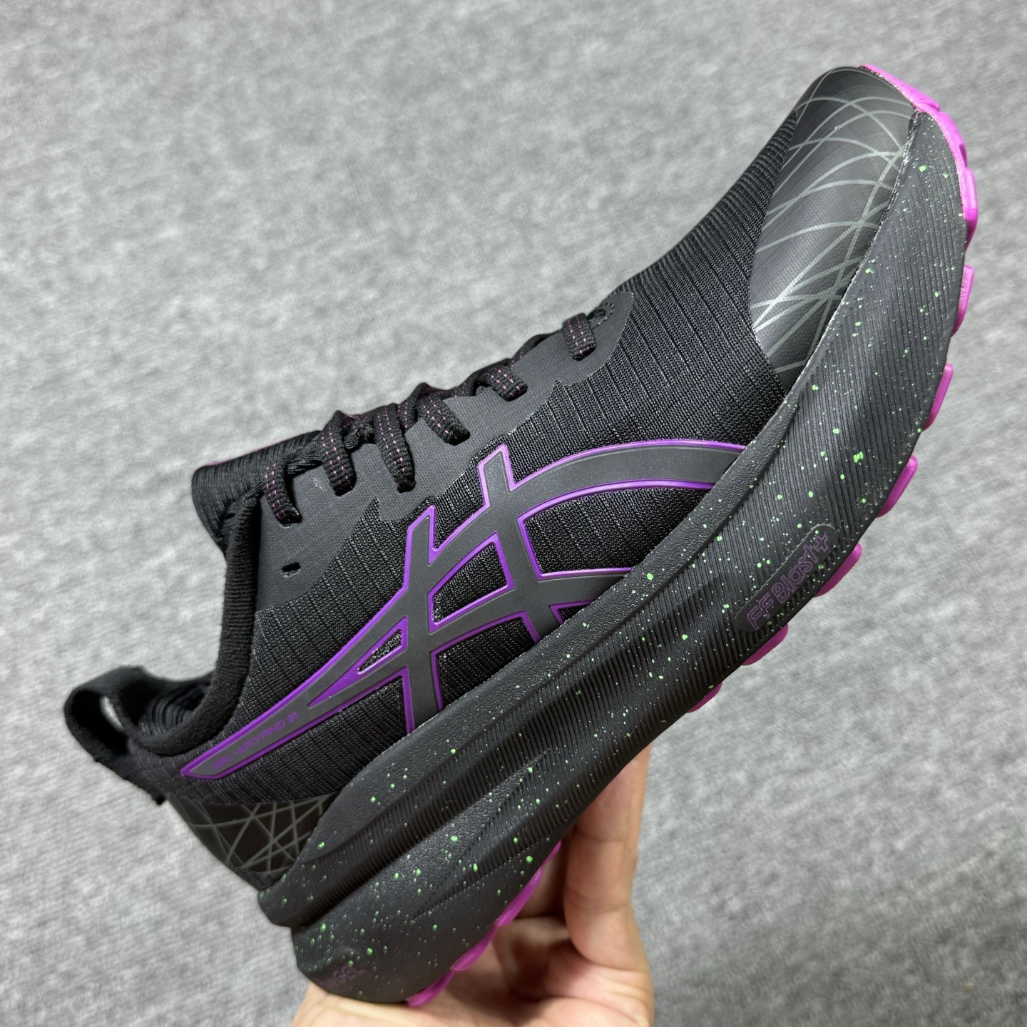 平台顶配版品质[拳头]亚瑟士 Gel-Kayano 31 黑紫！尺码 40 40.5 42  43 44