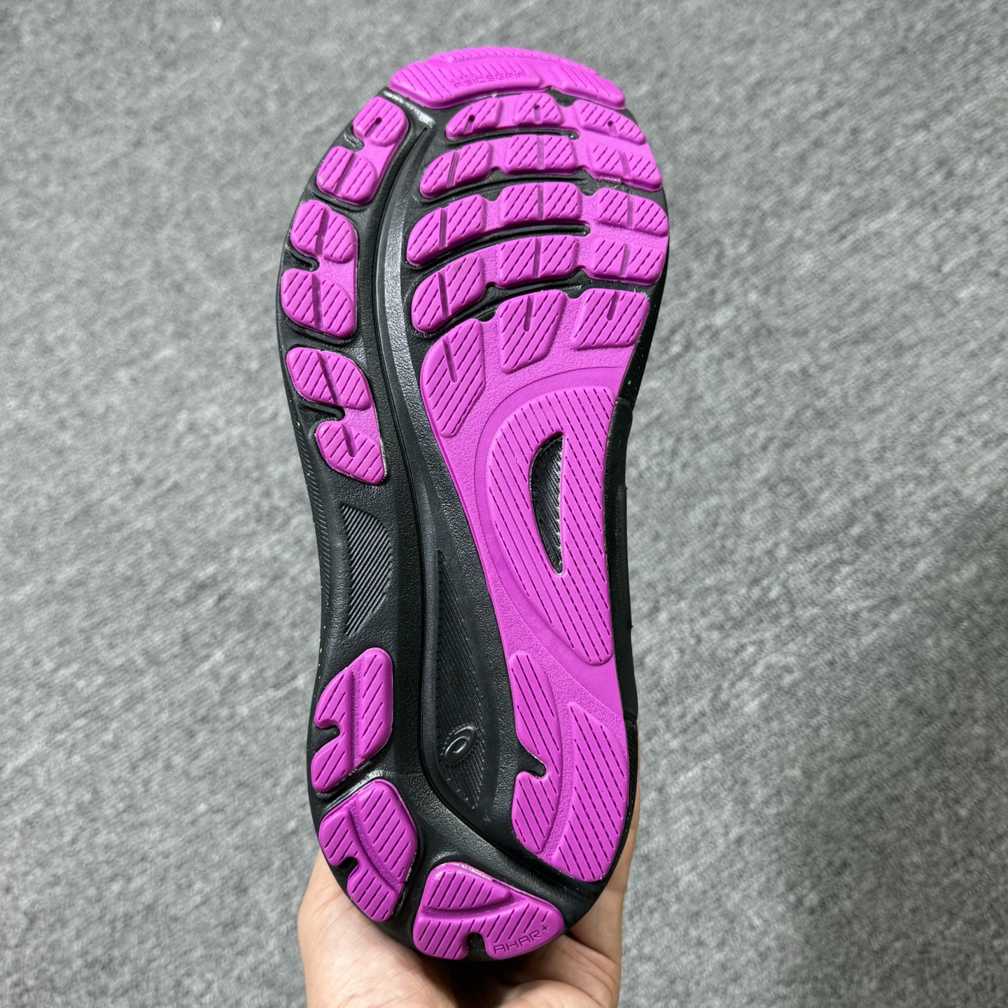 平台顶配版品质[拳头]亚瑟士 Gel-Kayano 31 黑紫！尺码 40 40.5 42  43 44