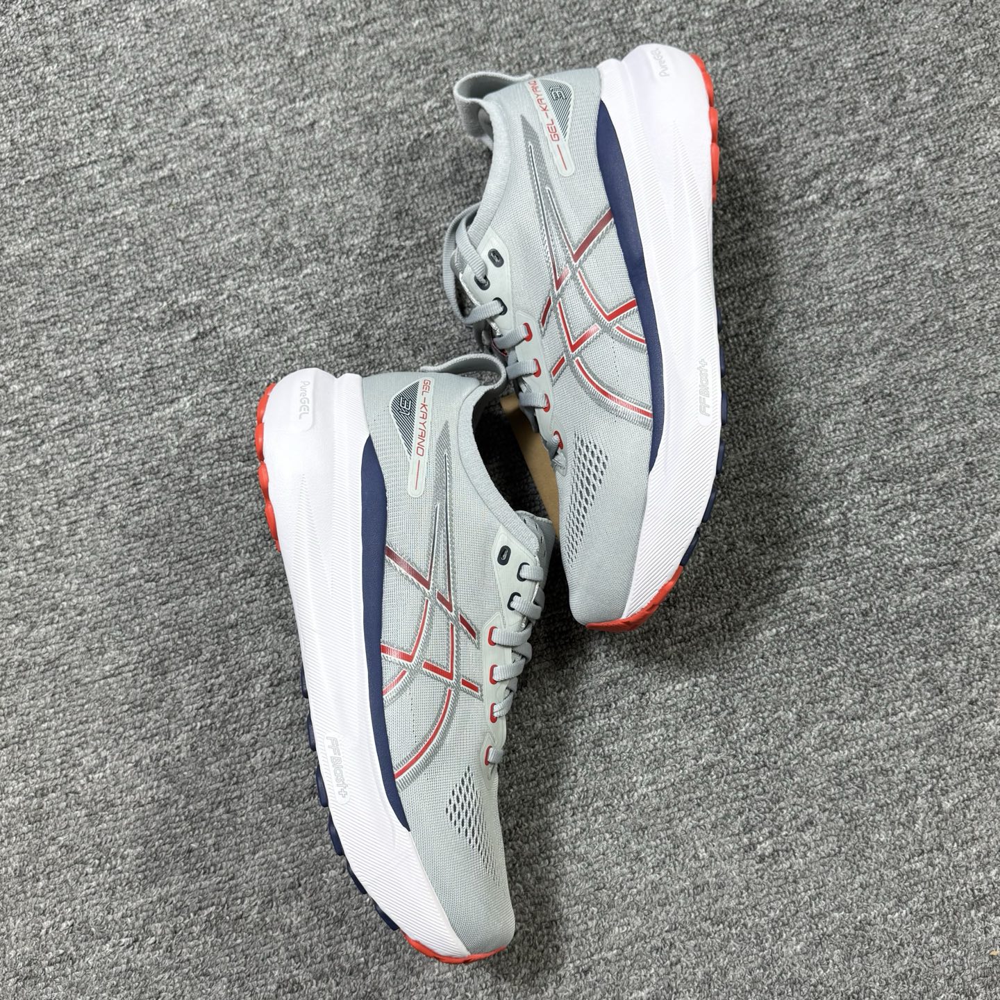 平台顶配版品质[拳头]亚瑟士 Gel-Kayano 31 灰红！尺码 40 40.5 41 42 42.
