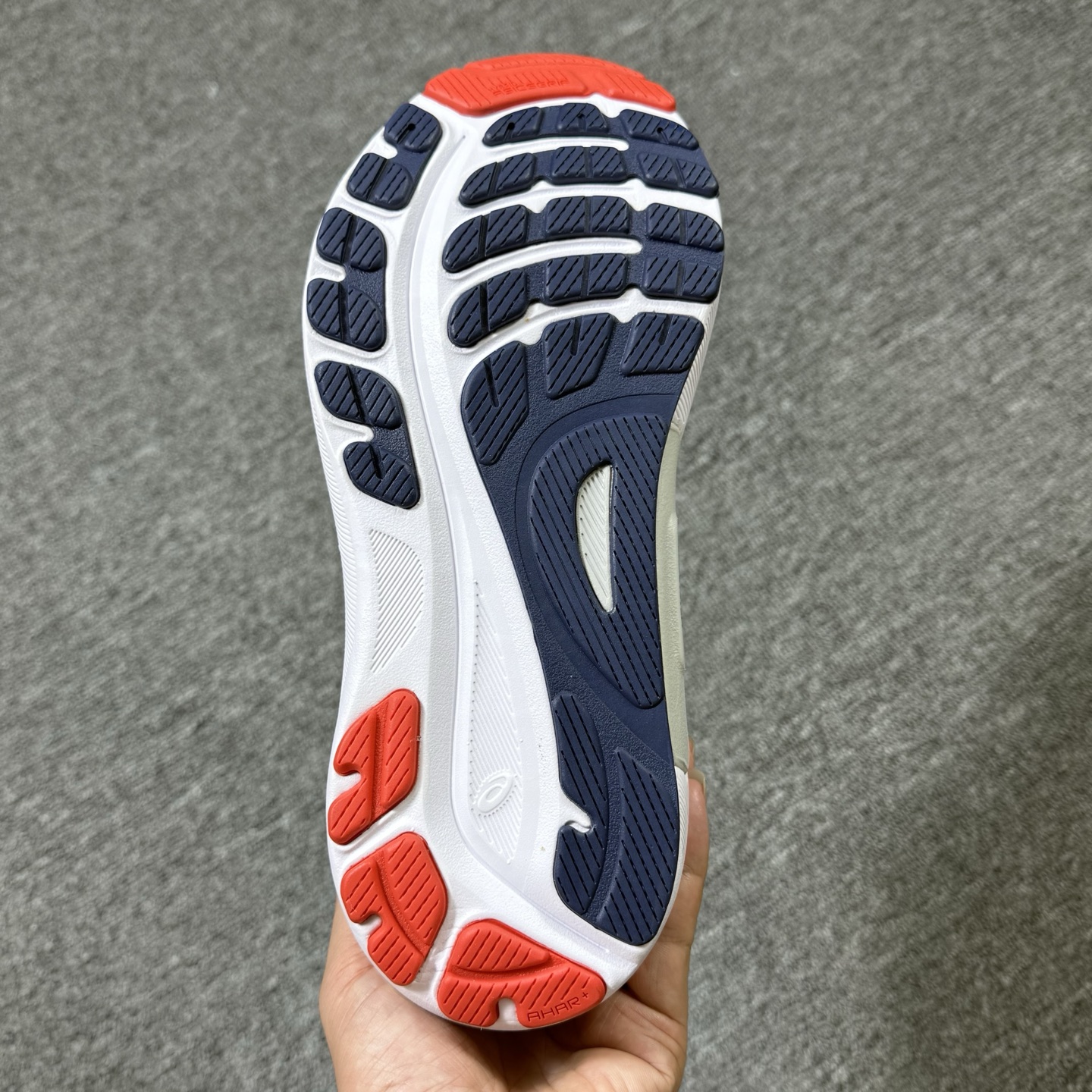 平台顶配版品质[拳头]亚瑟士 Gel-Kayano 31 灰红！尺码 40 40.5 41 42 42.