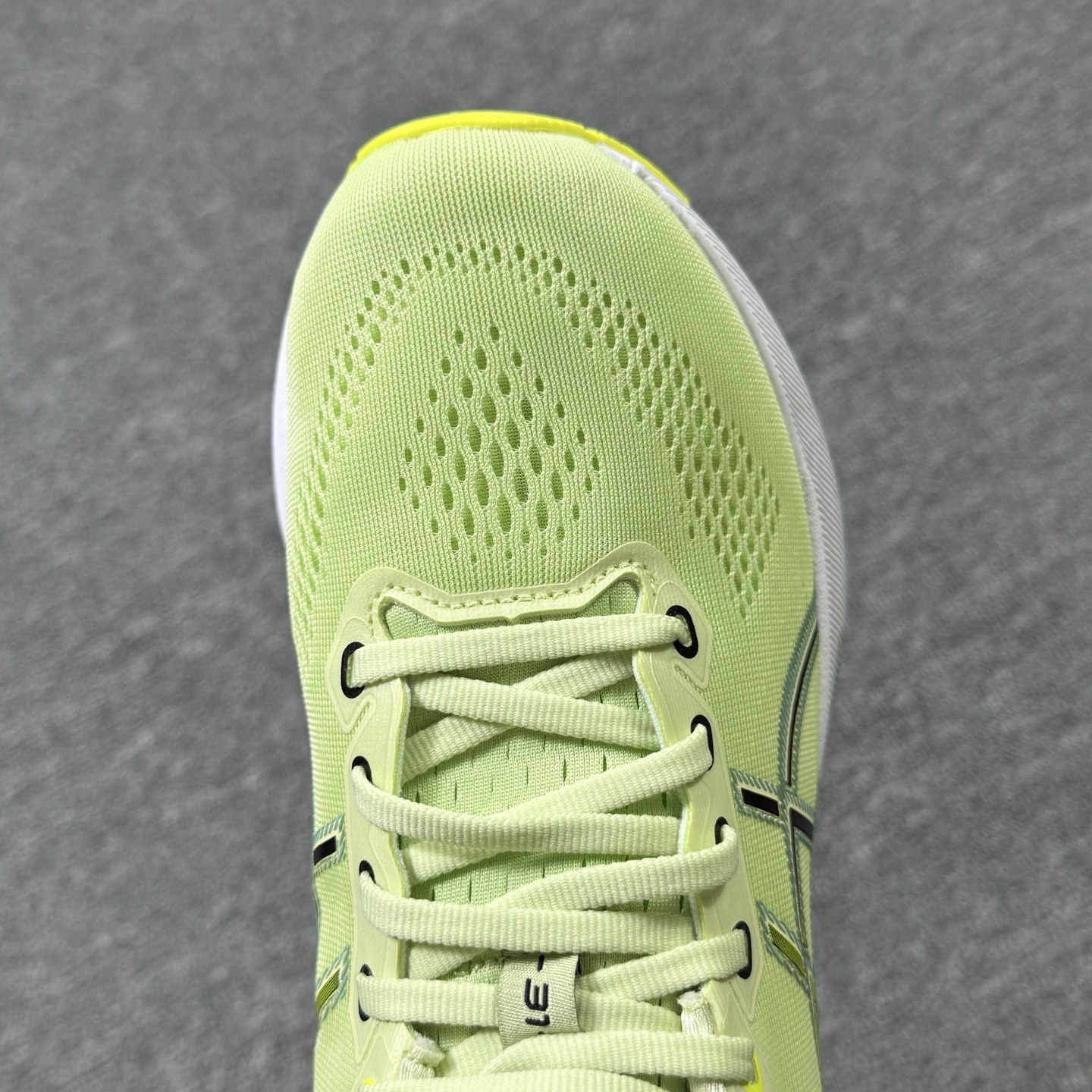 平台顶配版品质[拳头]亚瑟士 Gel-Kayano 31 浅绿色！尺码 36-45全码齐！货号:1011