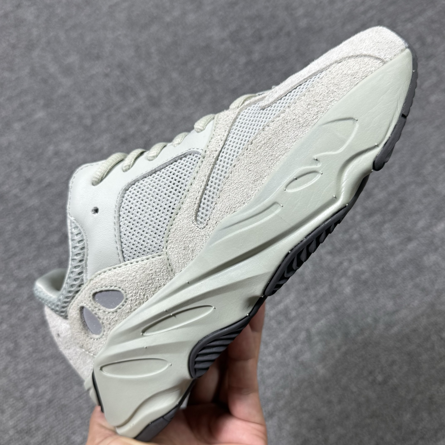♨️特价！ OG 版本椰子700海盐 货号EG7487！  清仓甩卖 售前 售后 三包到底！顶级的品质 草鞋的价格 尺码