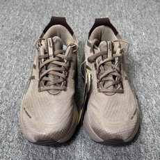 ♨️特价! 亚瑟士 Gel-Nimbus 27 褐色,绿X Stcokx 顶级版本,东西非常到位✊ 尺码36-45全码齐 ♨️特价! 亚瑟士 Gel-Nimbus 27 褐色,绿X Stcokx 顶级版本,东西非常到位✊ 尺码36-45全码齐