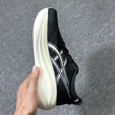 ♨️特价! 亚瑟士 Gel-Nimbus 27 黑白色 绿X Stcokx 顶级版本,东西非常到位✊ 尺码36-45全码 ♨️特价! 亚瑟士 Gel-Nimbus 27 黑白色 绿X Stcokx 顶级版本,东西非常到位✊ 尺码36-45全码