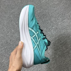 ♨️特价! 亚瑟士 Gel-Nimbus 27 青色 绿X Stcokx 顶级版本,东西非常到位✊ 尺码36-45全码齐 ♨️特价! 亚瑟士 Gel-Nimbus 27 青色 绿X Stcokx 顶级版本,东西非常到位✊ 尺码36-45全码齐